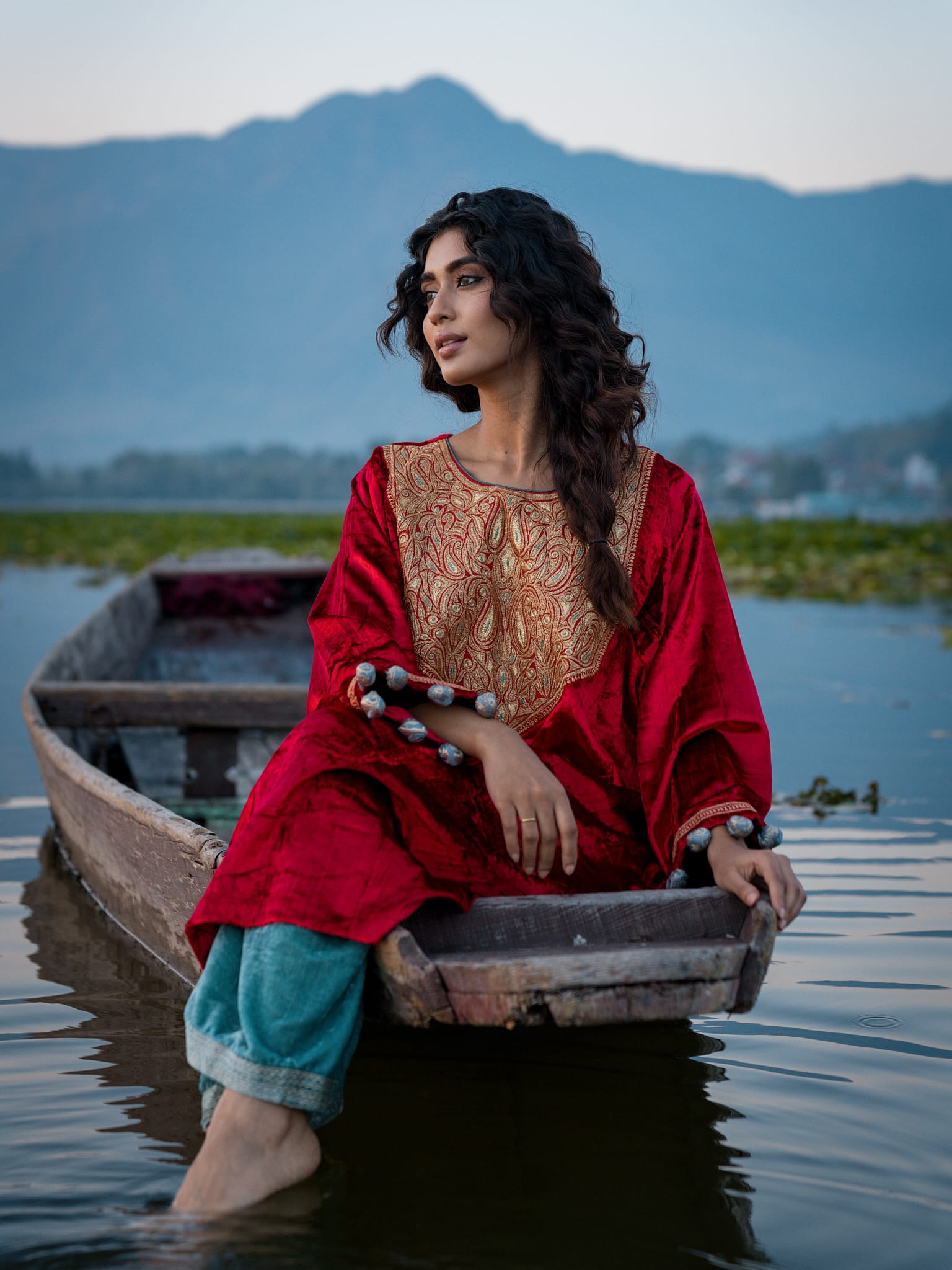 Green & Rust Tilla Embroidered Pheran Salwar Tissue dupatta