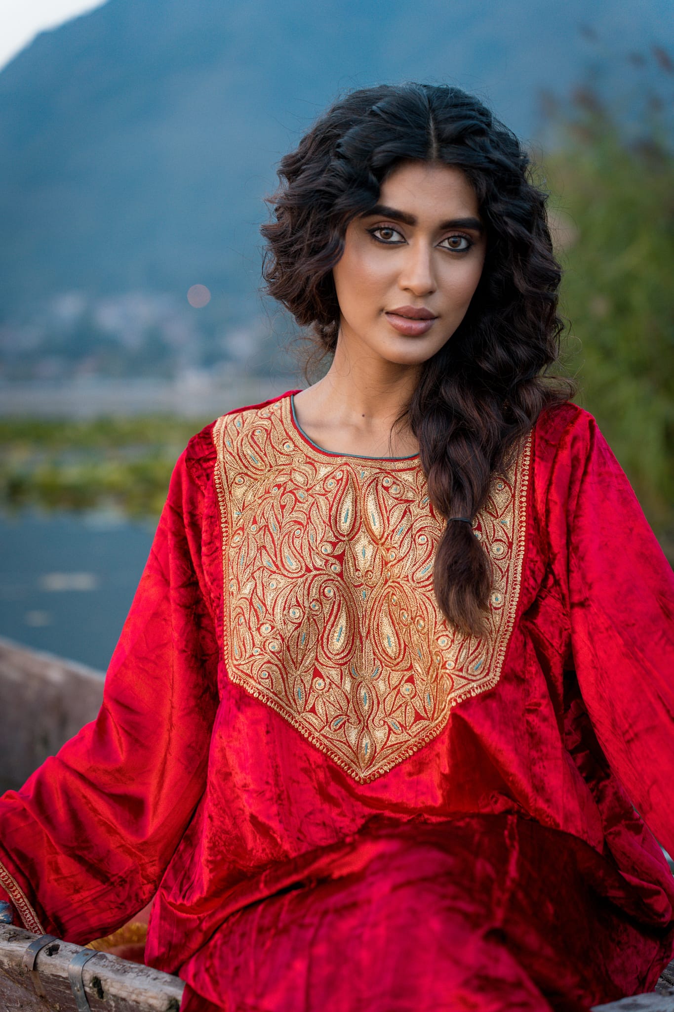 Green & Rust Tilla Embroidered Pheran Salwar Tissue dupatta
