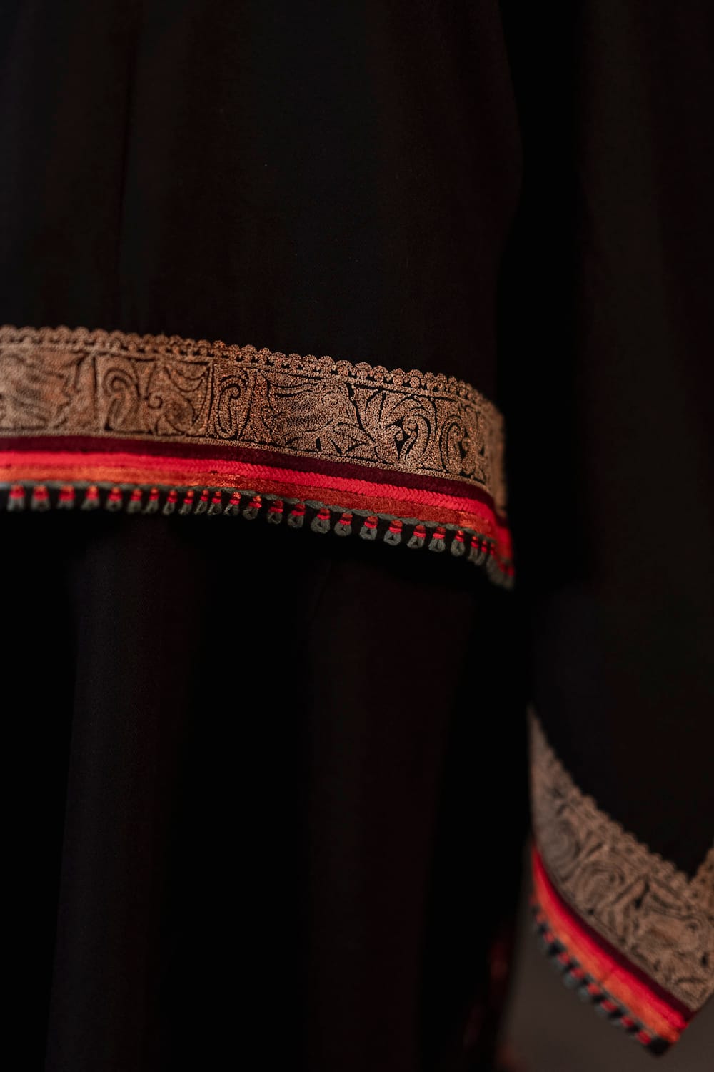 Piscean Pair Noir:Black Wool Pheran Pants Tilla Embroidered Cape