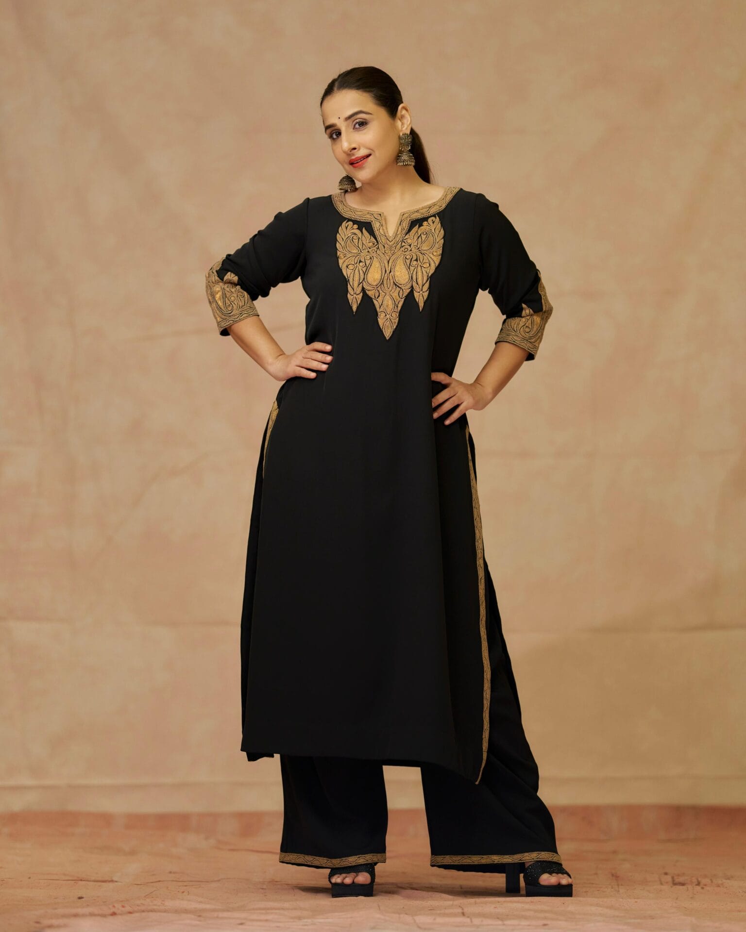 Vidya Balan in Black Tilla Embroidered Kurta Pallazo