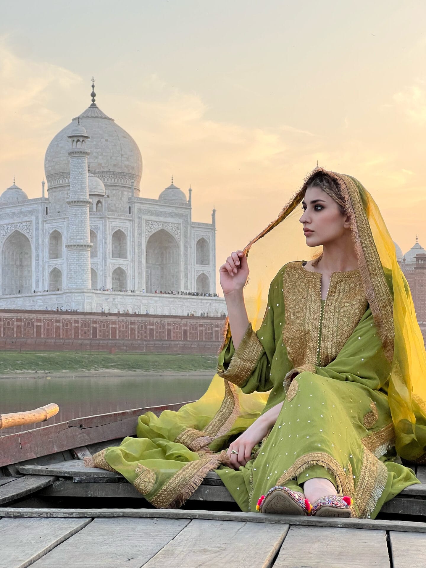 Green Tilla Embroidered Kurta Palazzo Organza Dupatta
