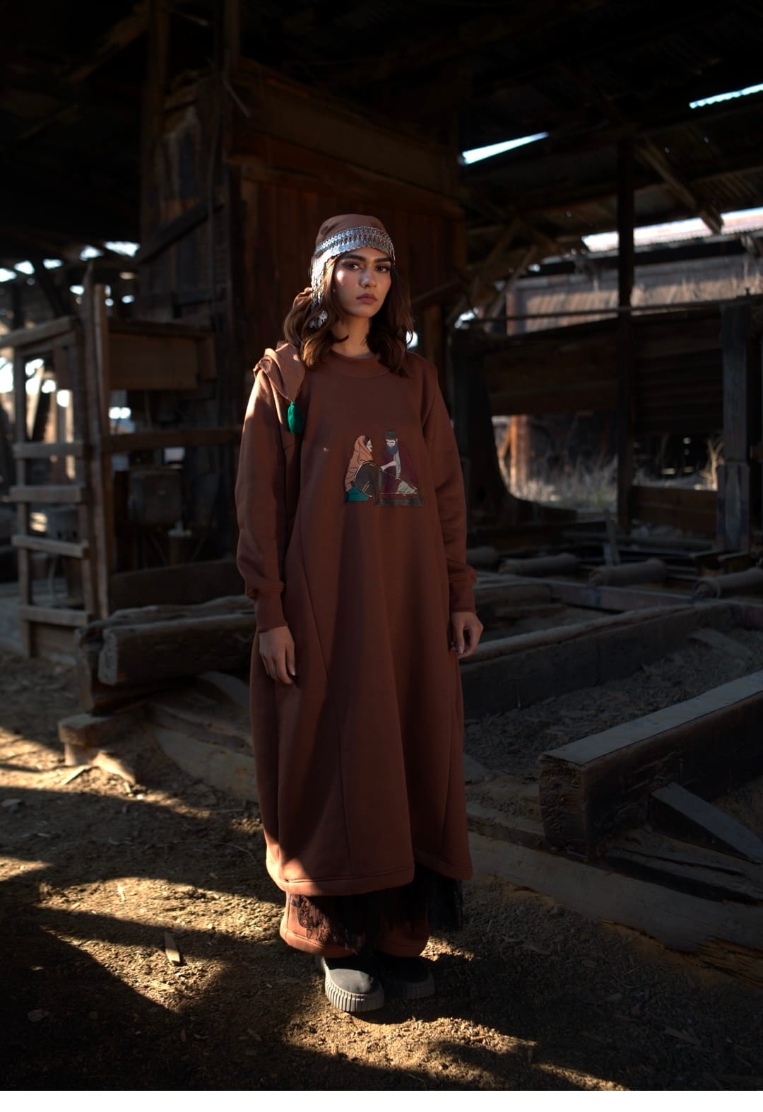 Nanne Bab Graphic Printed Brown Pheran And Pants