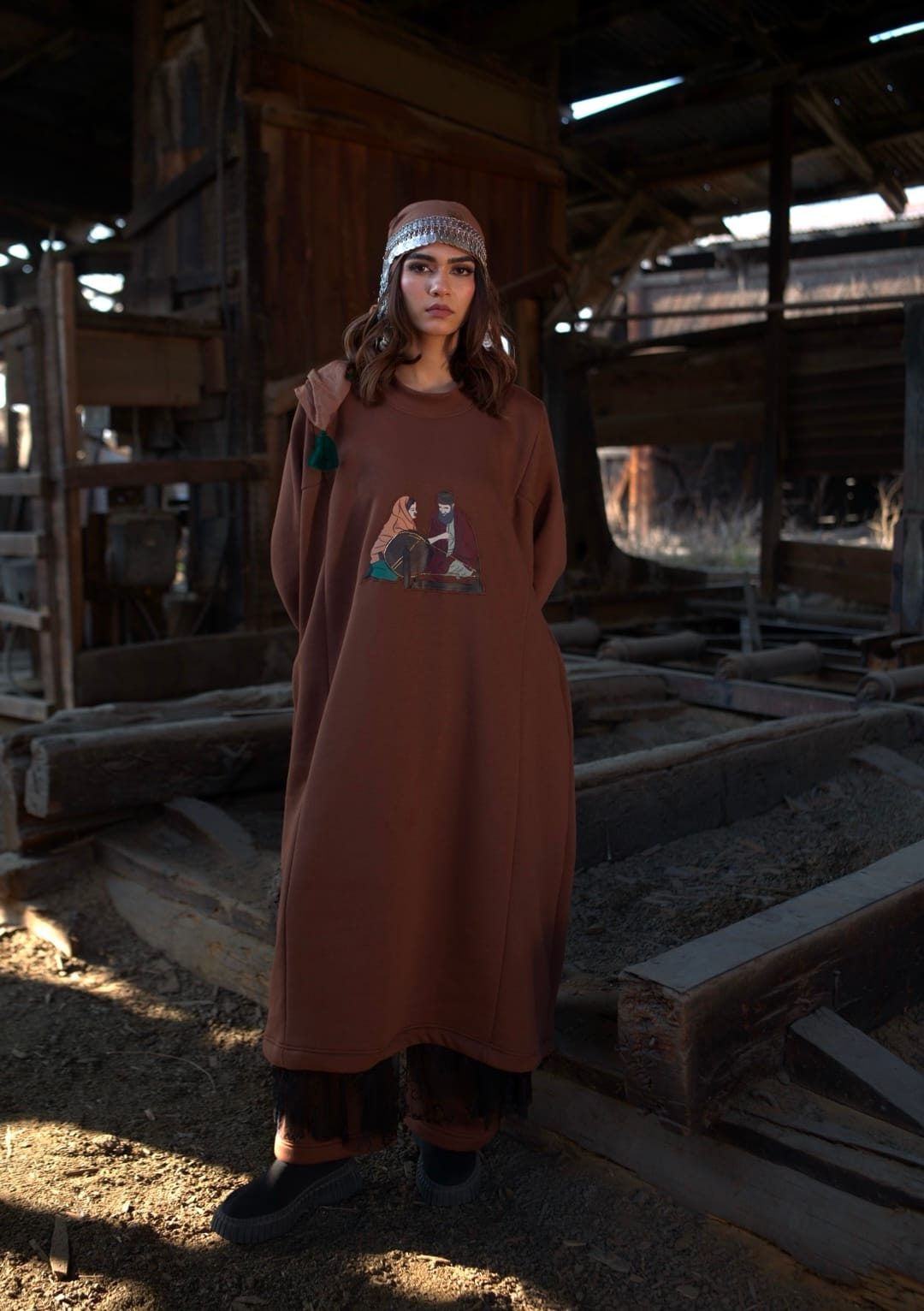 Nanne Bab Graphic Printed Brown Pheran And Pants