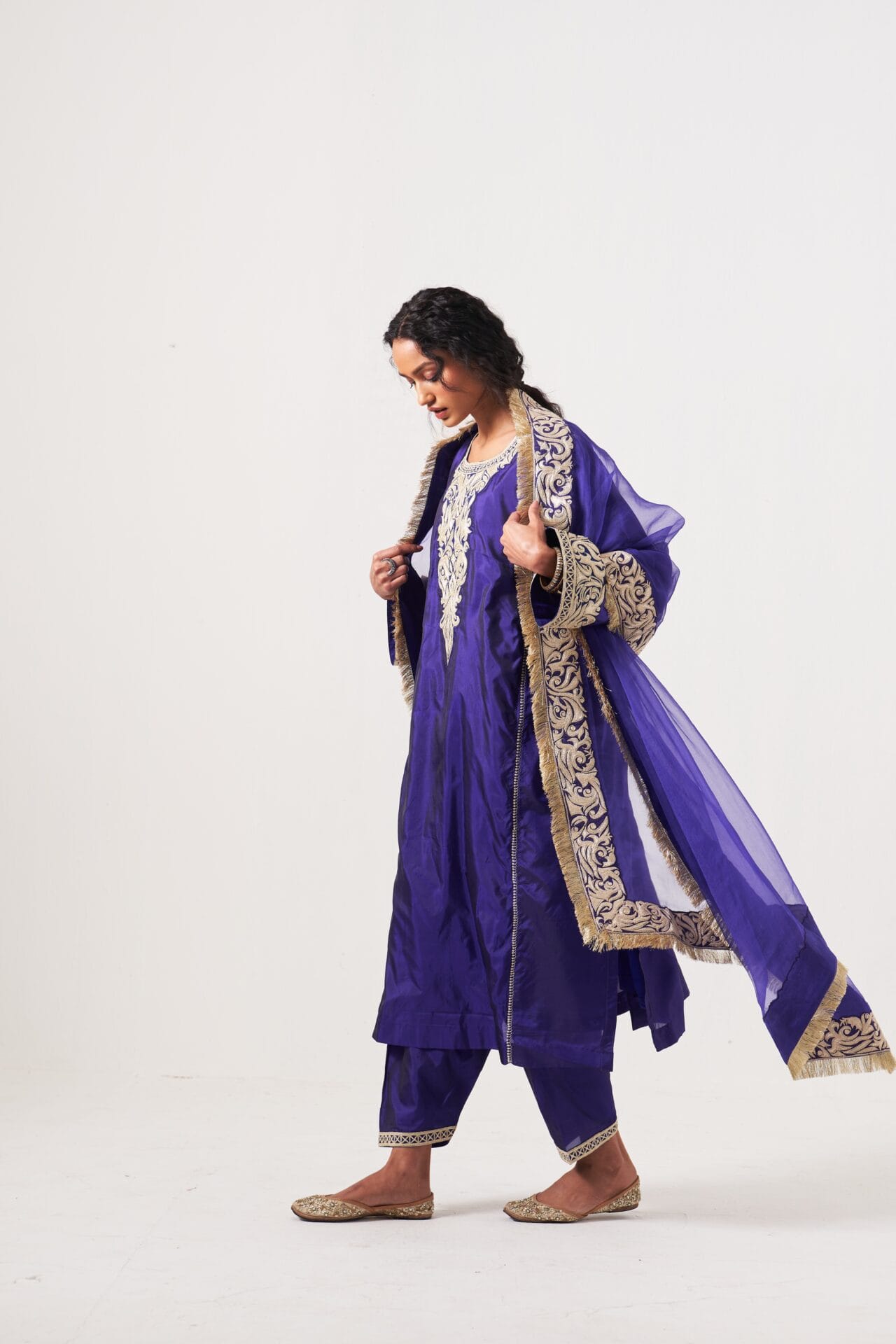 Persian Blue Tilla Embroidered Pheran Salwar Organza Dupatta