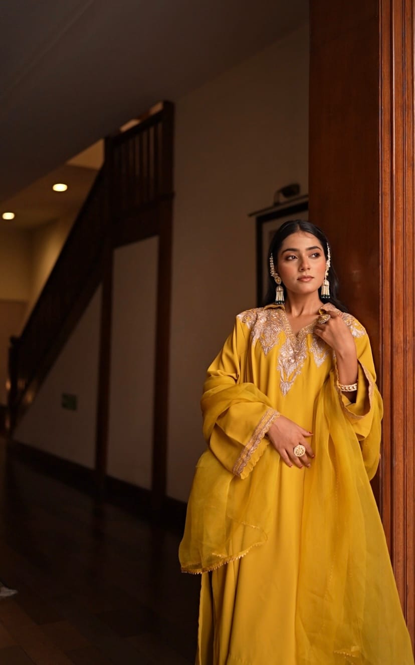 Mustard Tilla Embroidered Pheran Salwar Organza Dupatta