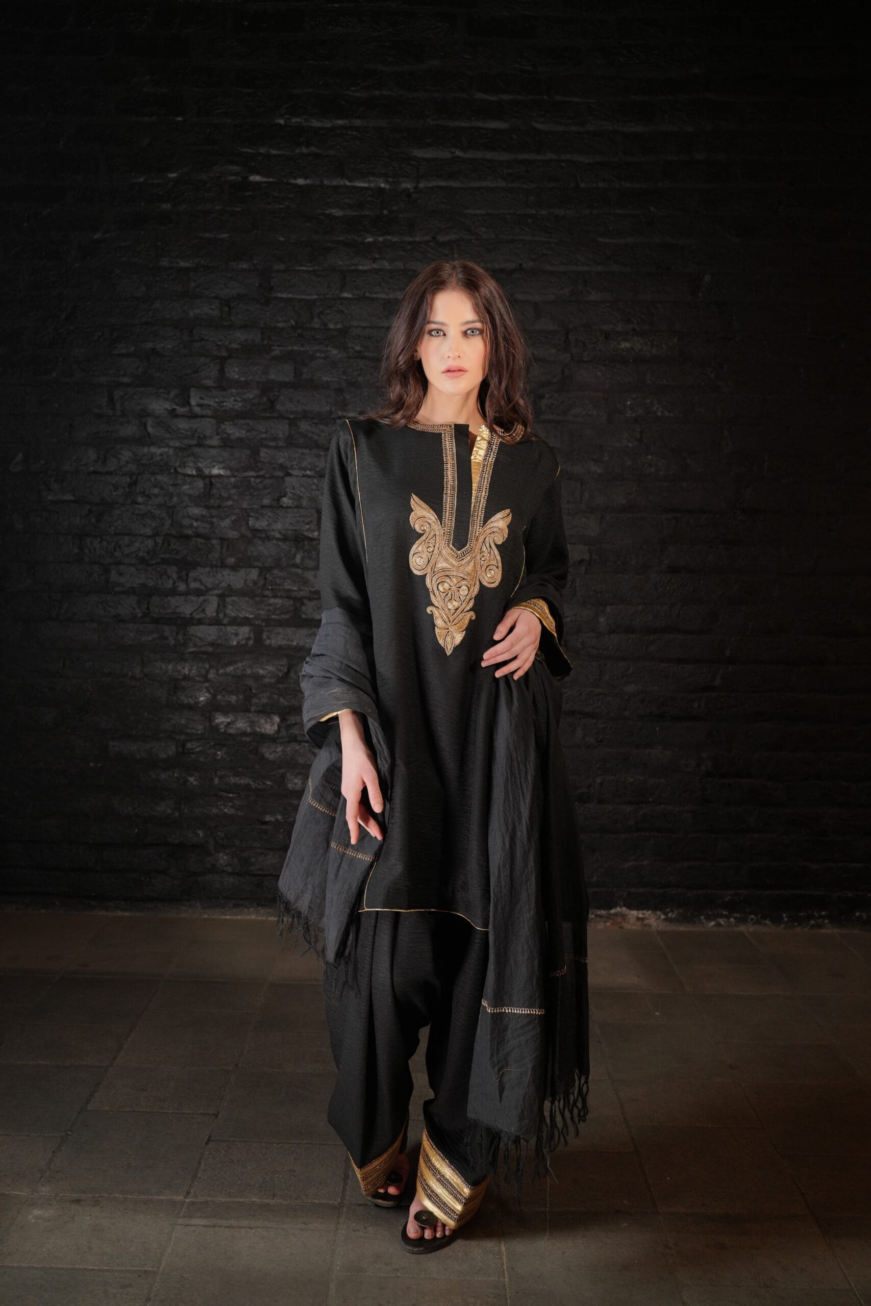 Black Tilla Embroidered Round Pheran Farshi Salwar Dupatta