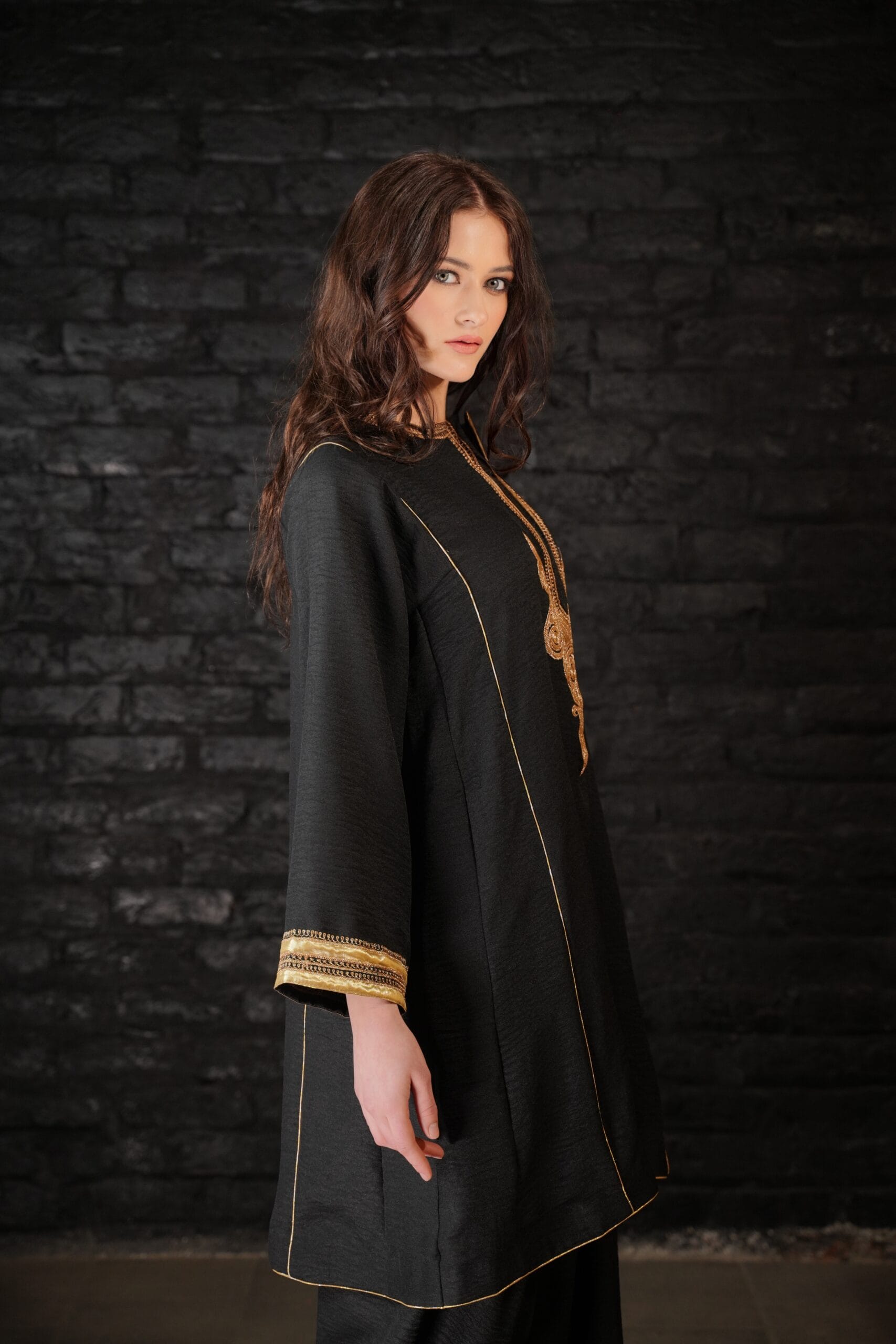 Black Tilla Embroidered Round Pheran Farshi Salwar Dupatta