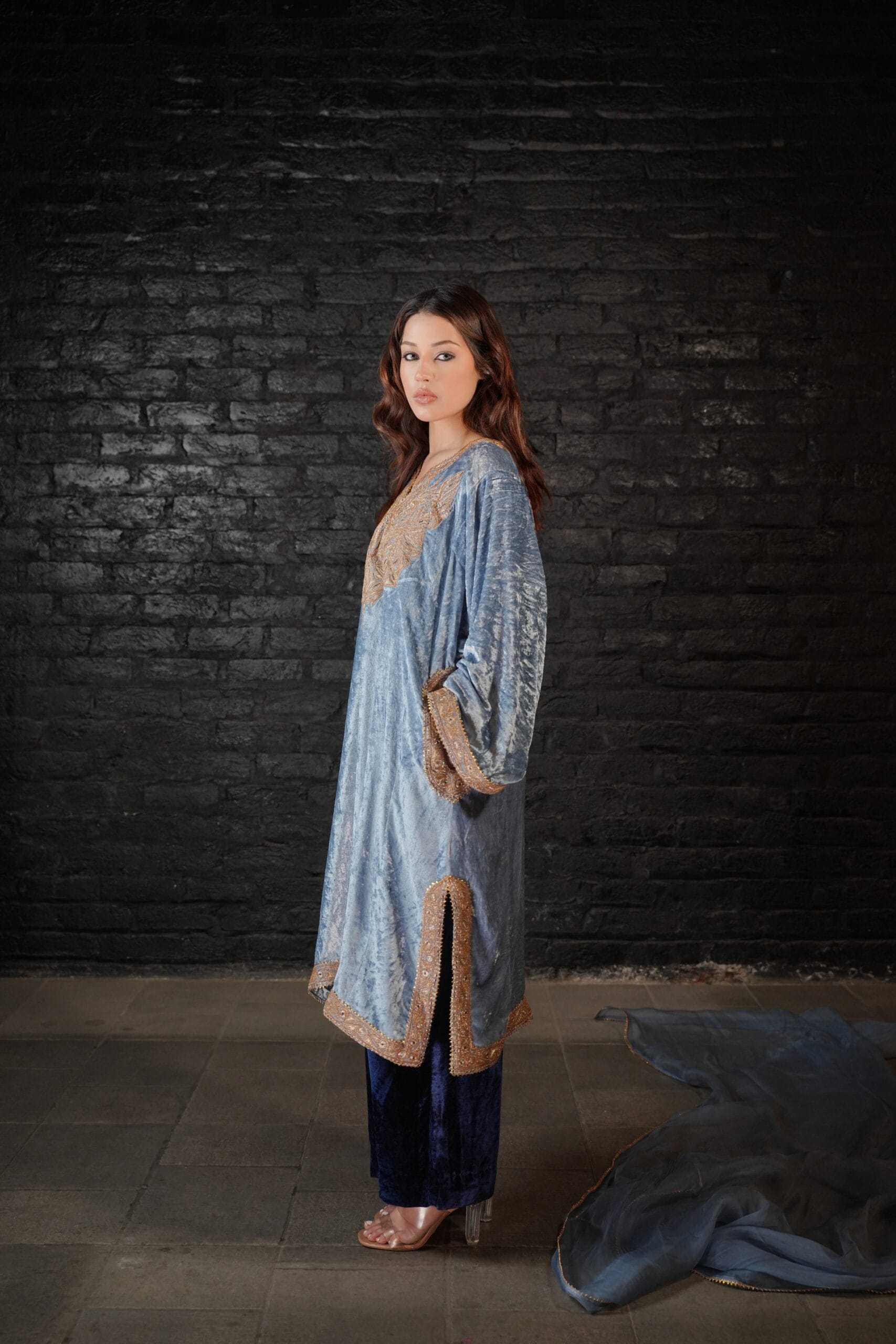Blue Tilla and Thread Embroidered Pheran Pants Dupatta