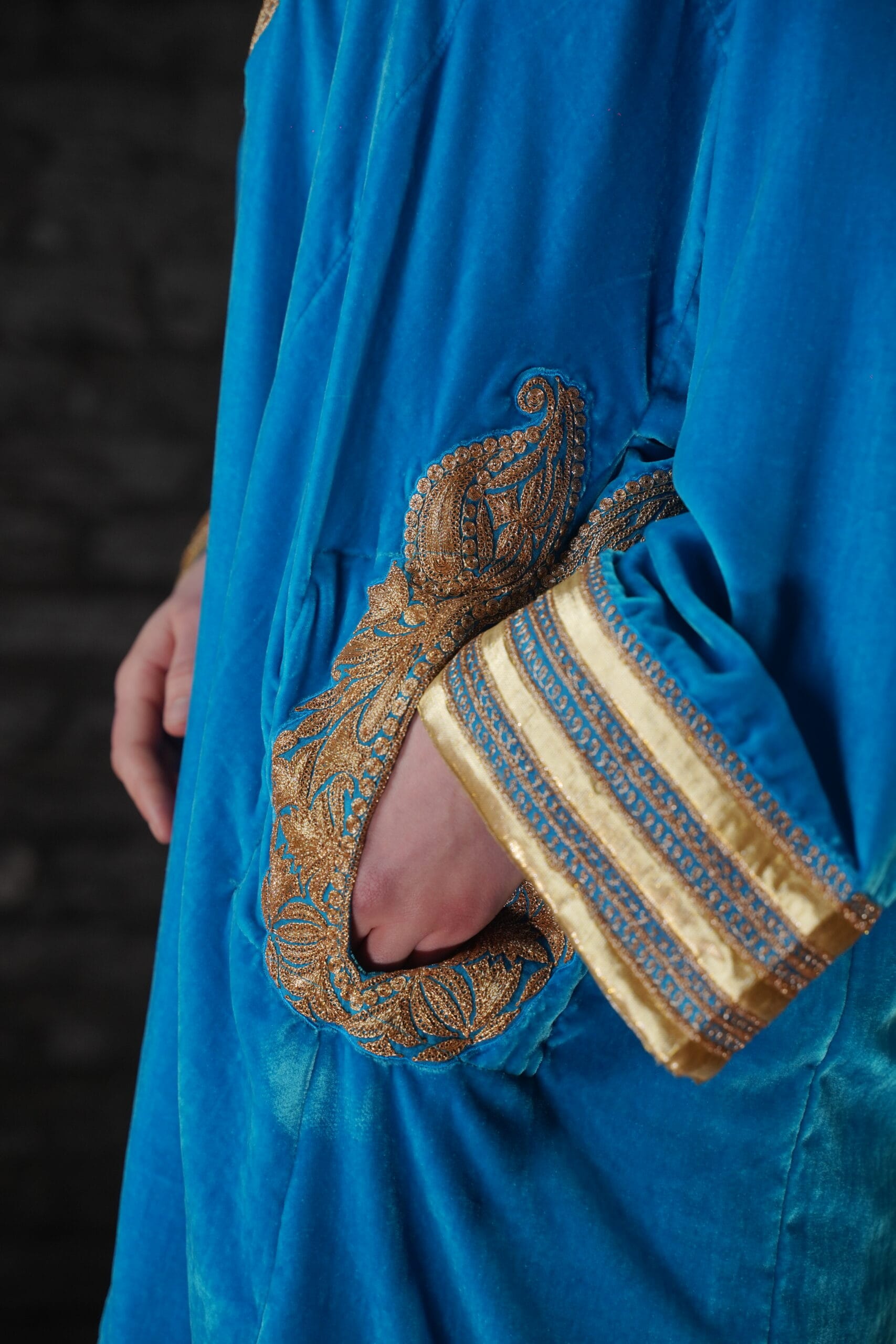 Aqua Blue Tilla Embroidered Round Pheran Farshi Salwar Organza Dupatta