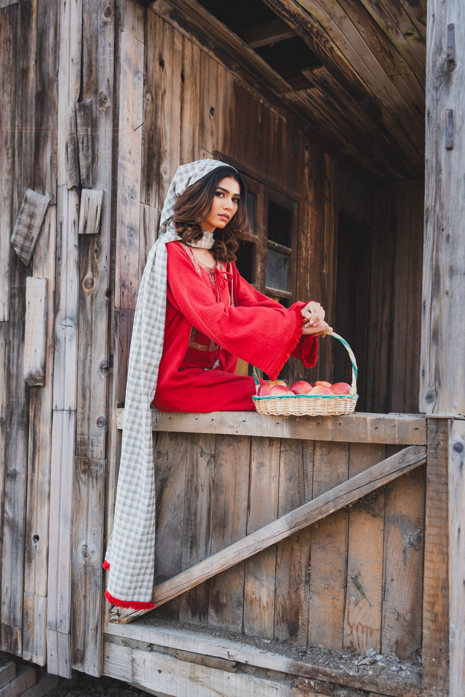 Red Pheran Farshi Salwar Striped Dupatta