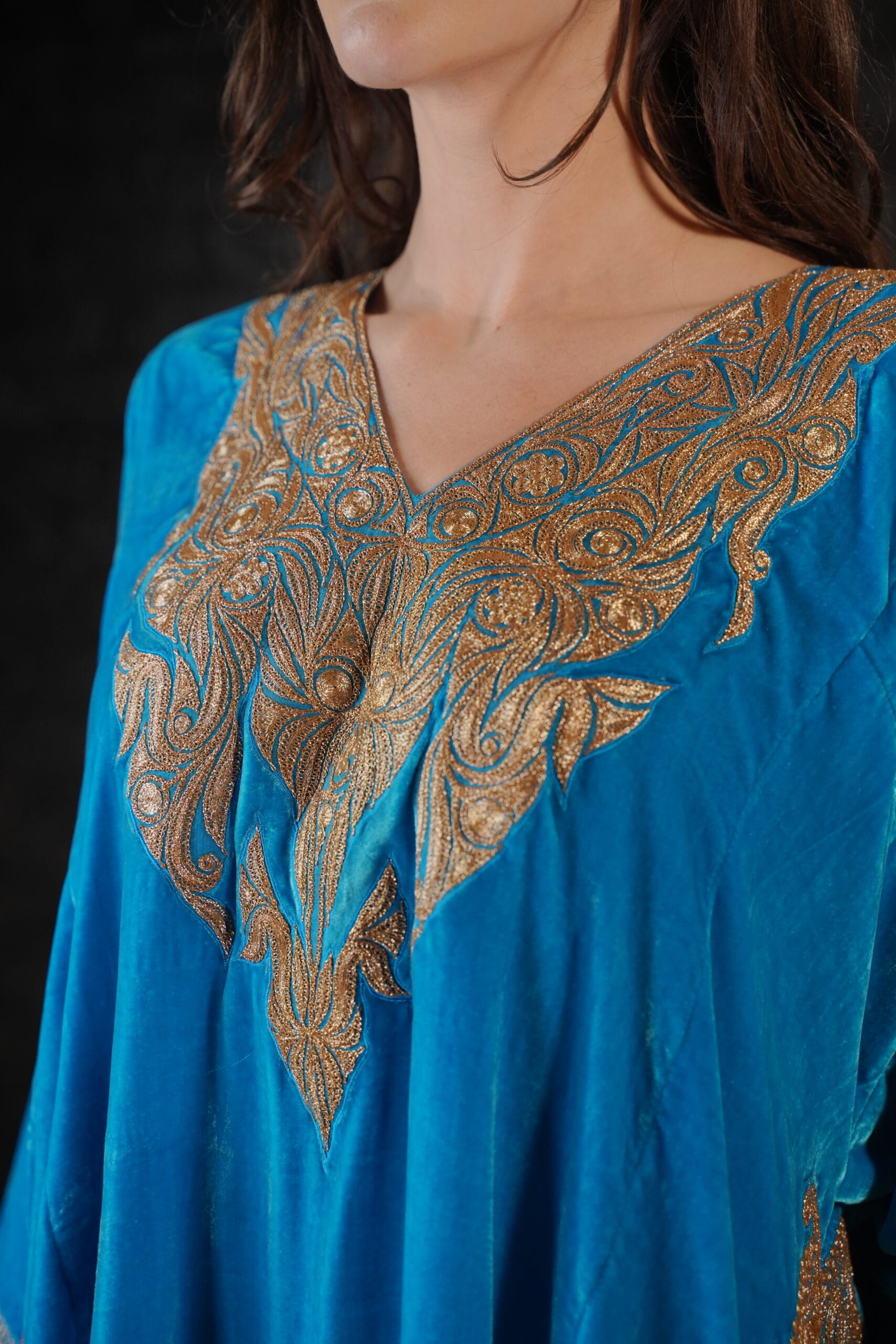 Aqua Blue Tilla Embroidered Round Pheran Farshi Salwar Organza Dupatta