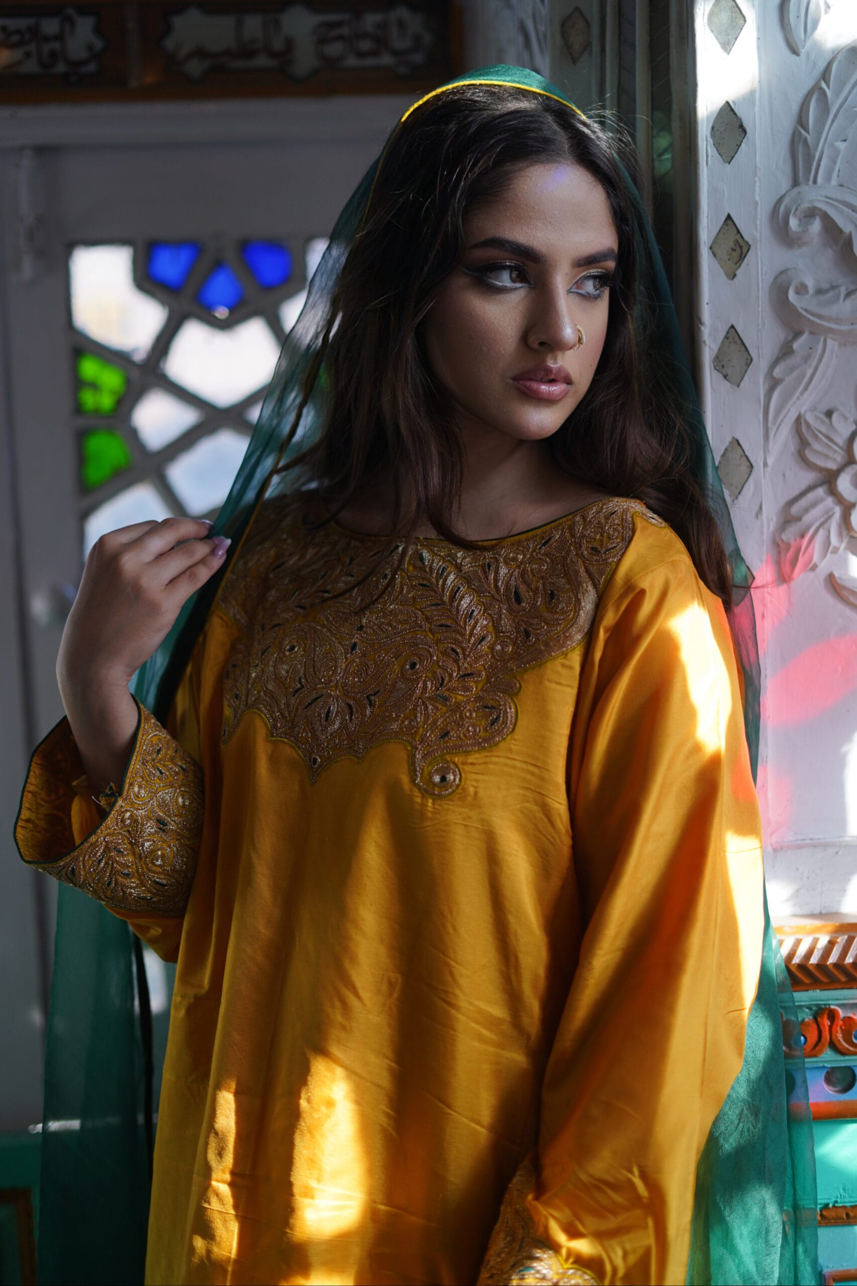 Green Silk Tilla Embroidered Pheran Salwar Organza Dupatta