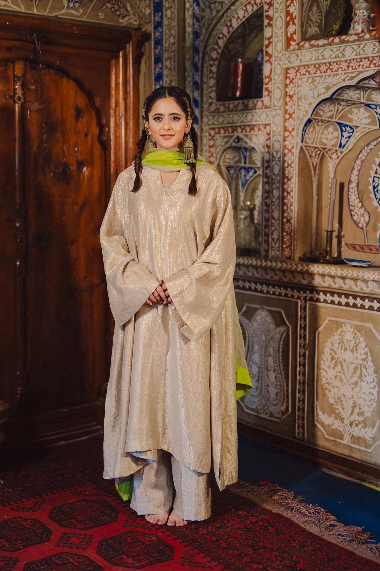 Pearl White Pheran Pant Organza Bandhani Dupatta
