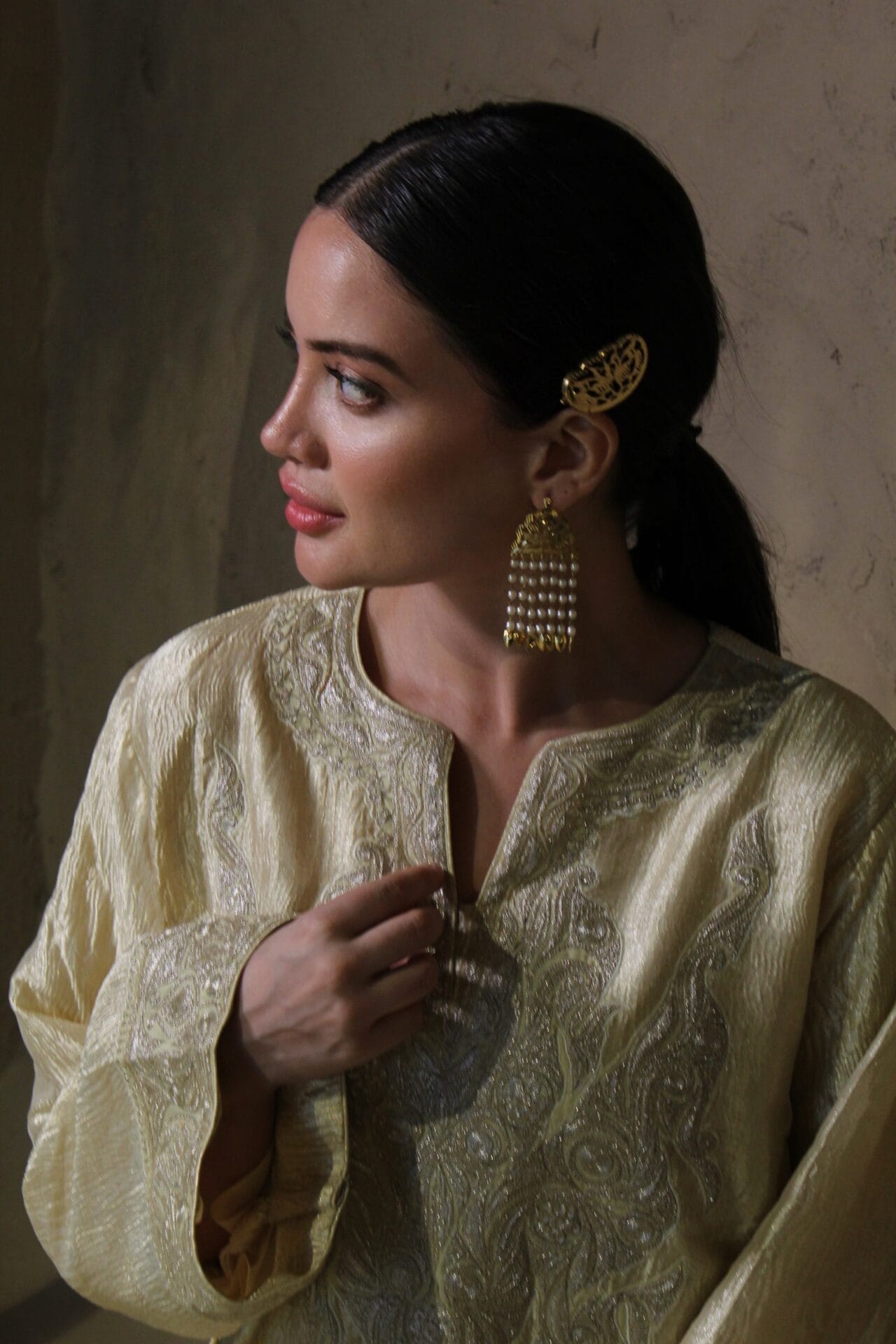 Water Gold Shimmer Tilla Embroidered Round Pheran Salwar