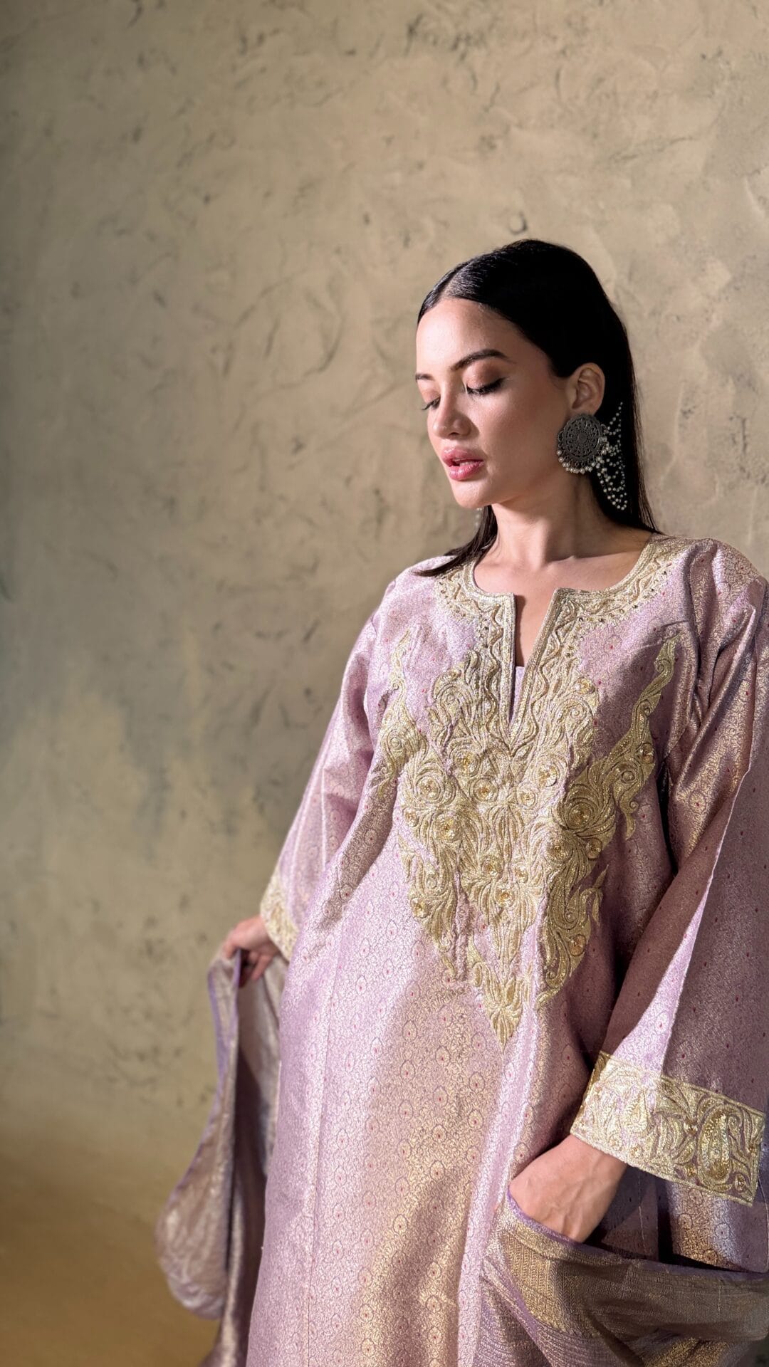 Lilac Zarbaft Tilla and Dabka Embroidered Round Pheran Salwar