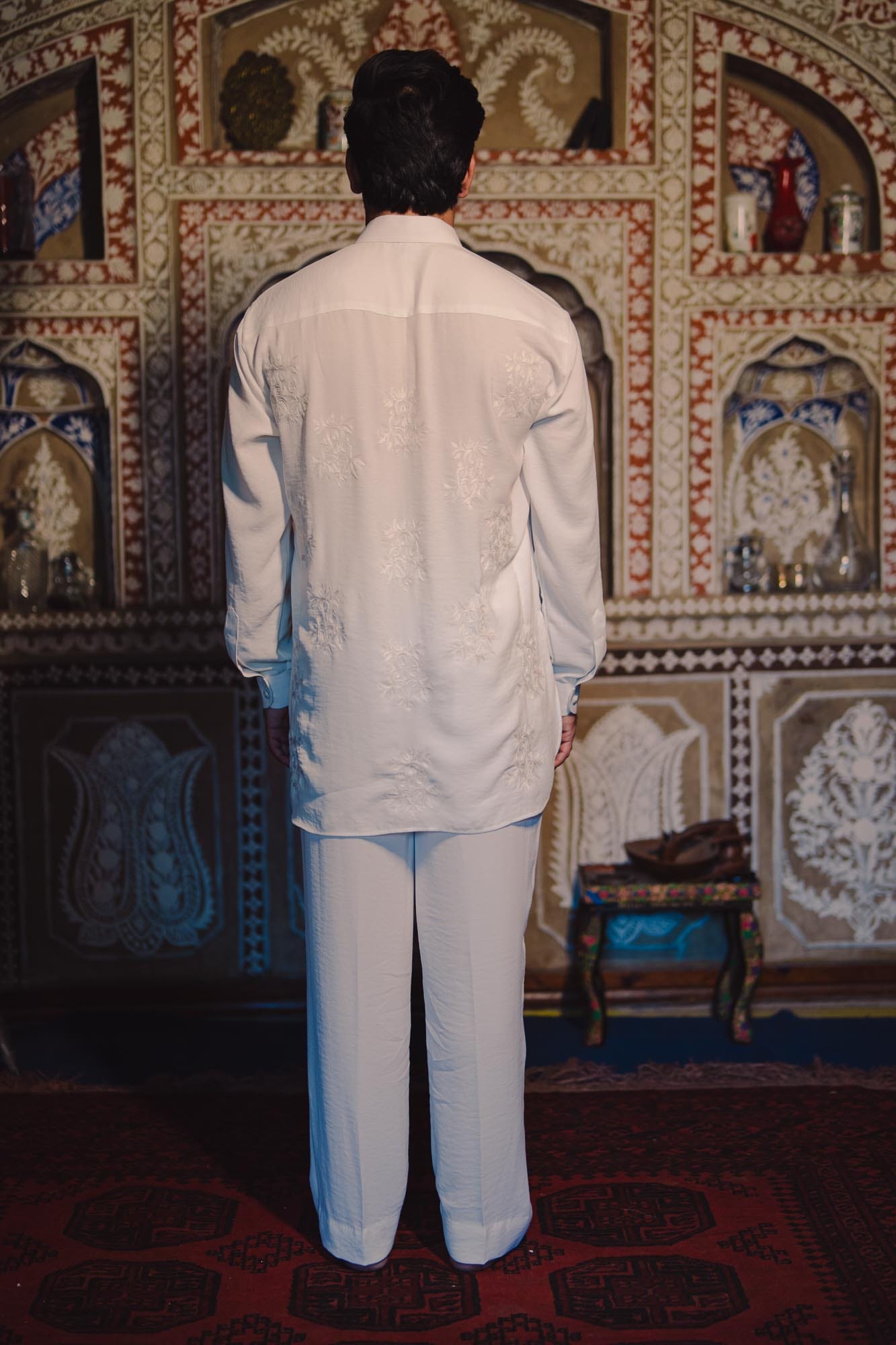 White Ari Embroidered Kurta Pant