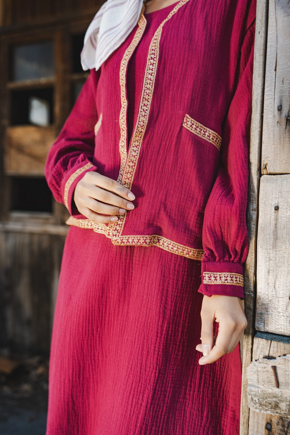 Maroon Tilla Embroidered Kurta Salwar Waistcoat