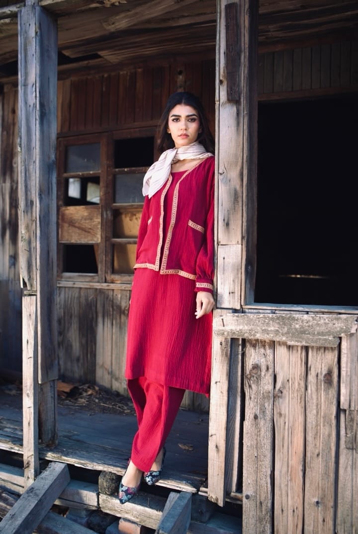 Maroon Tilla Embroidered Kurta Salwar Waistcoat