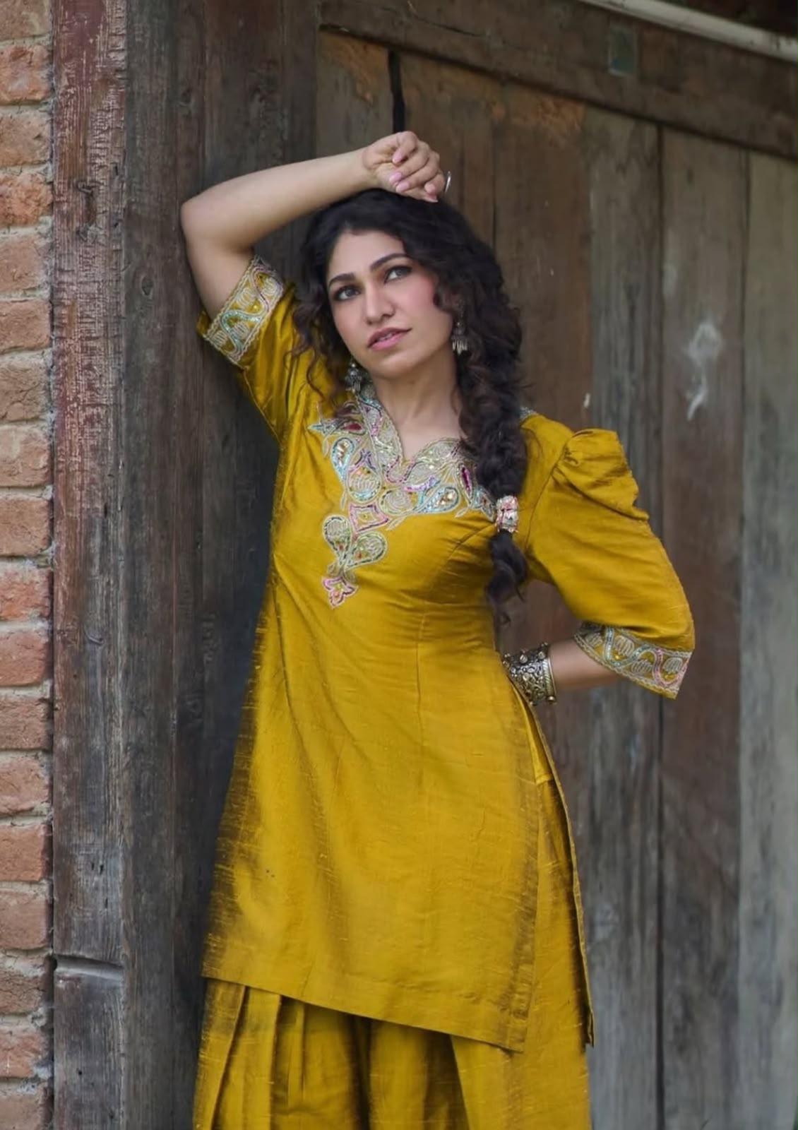 Tulsi Kumar in Lime Yellow Raw Silk Puff Sleeved Kurta Farshi Salwar