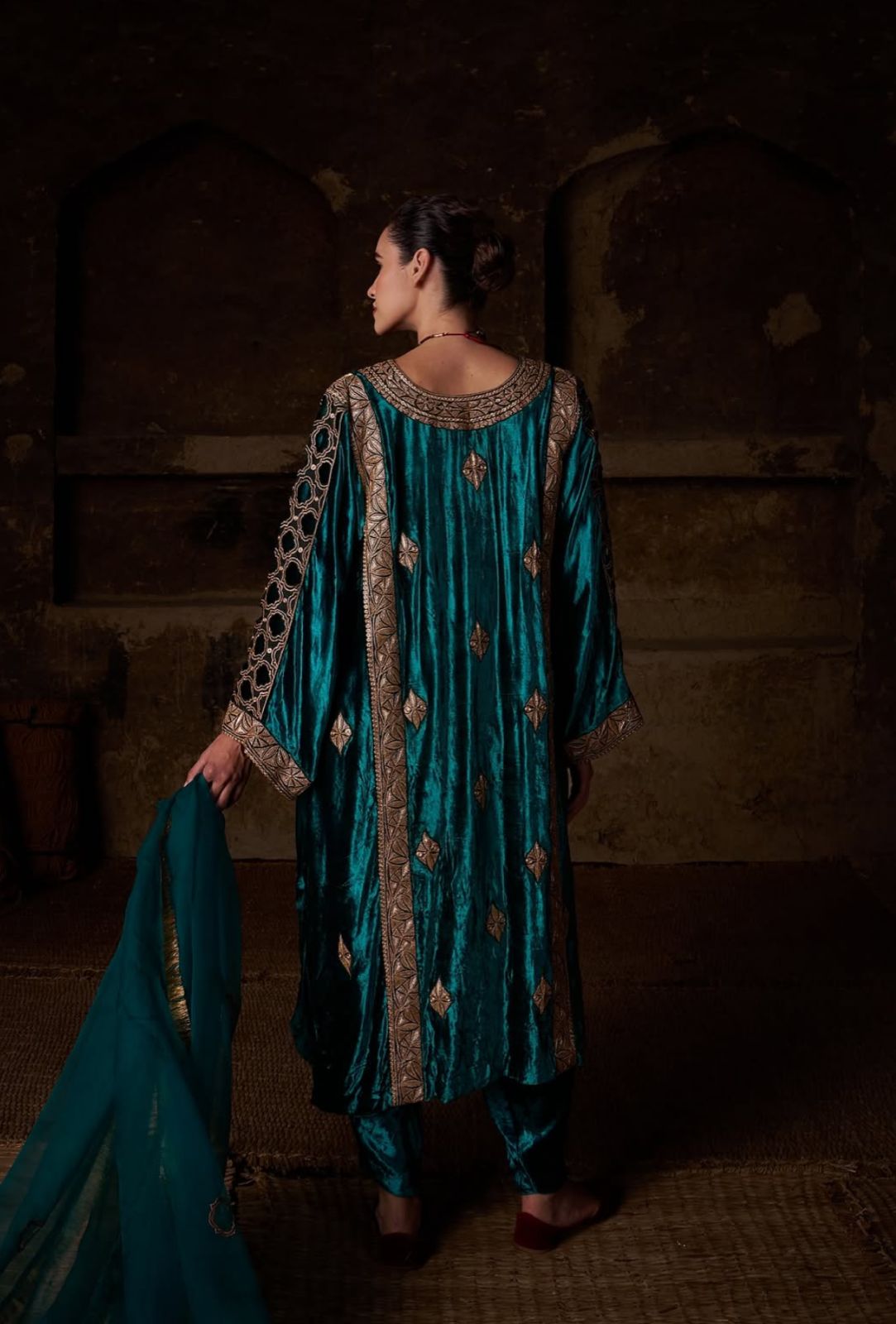 Green Tilla Embroidered Pheran Salwar with Organza Dupatta