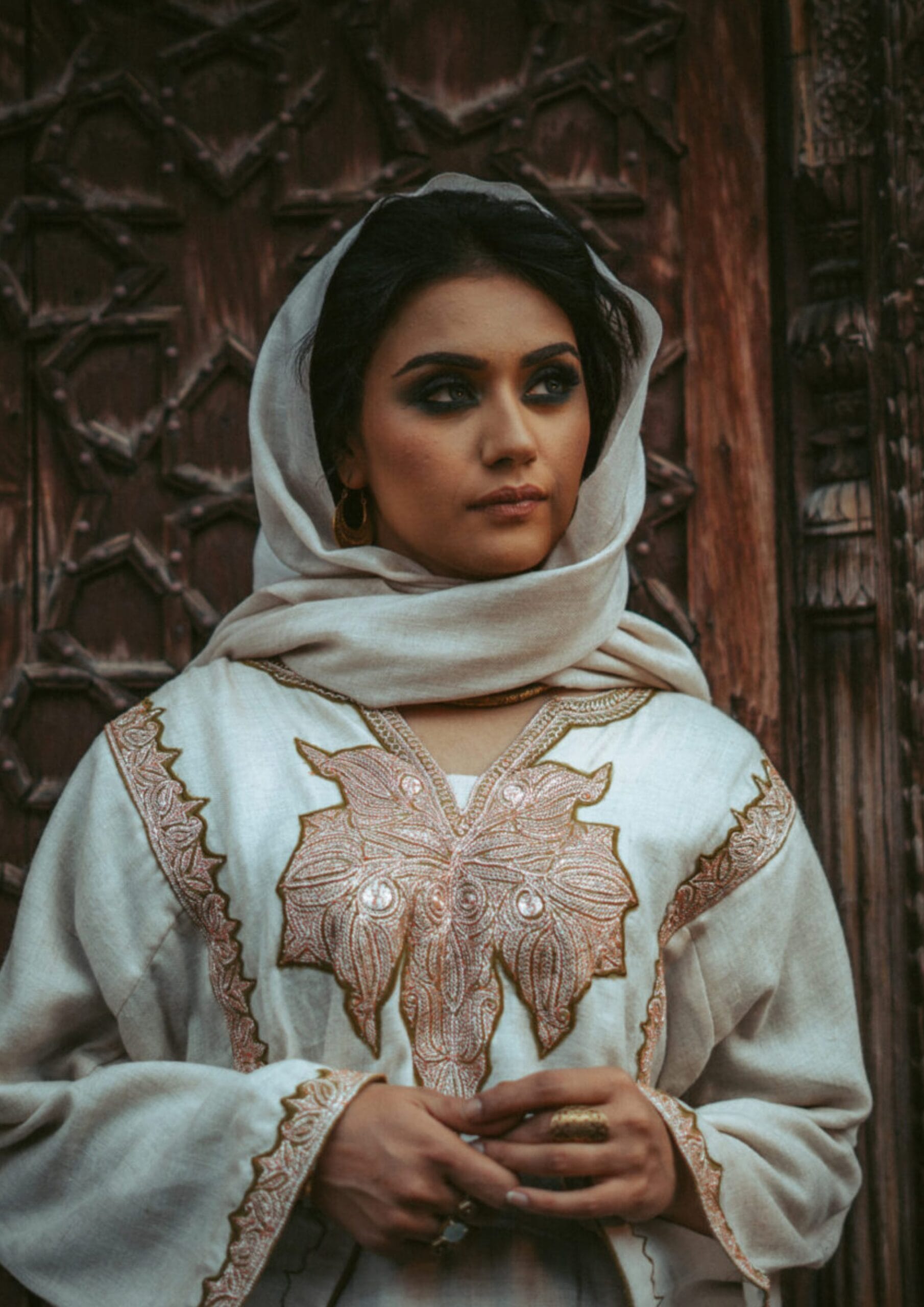 Ivory Hand Embroidered Pheran Salwar Stole