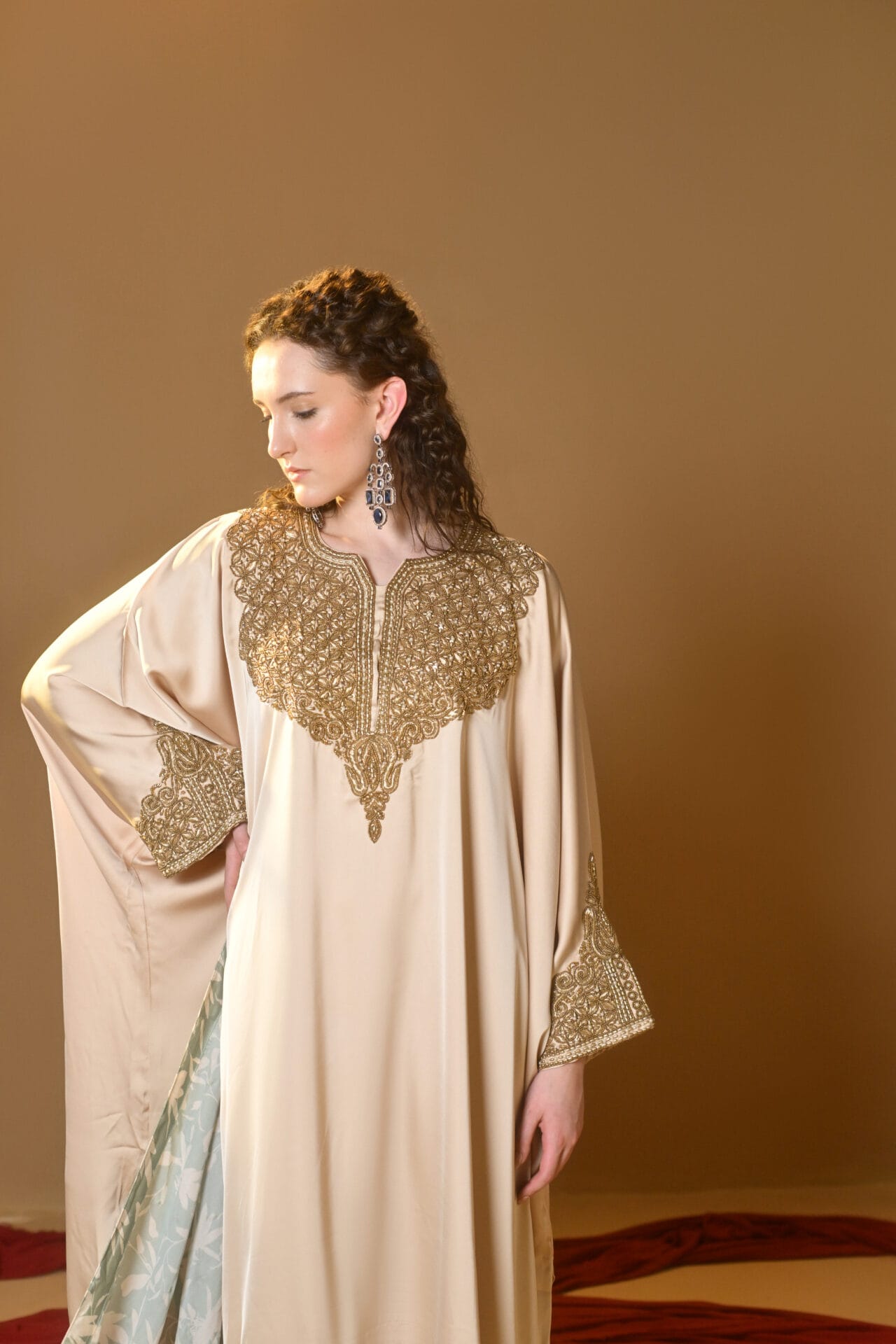 Cream Tilla Embroidered Kaftaan Palazzo Printed Dupatta