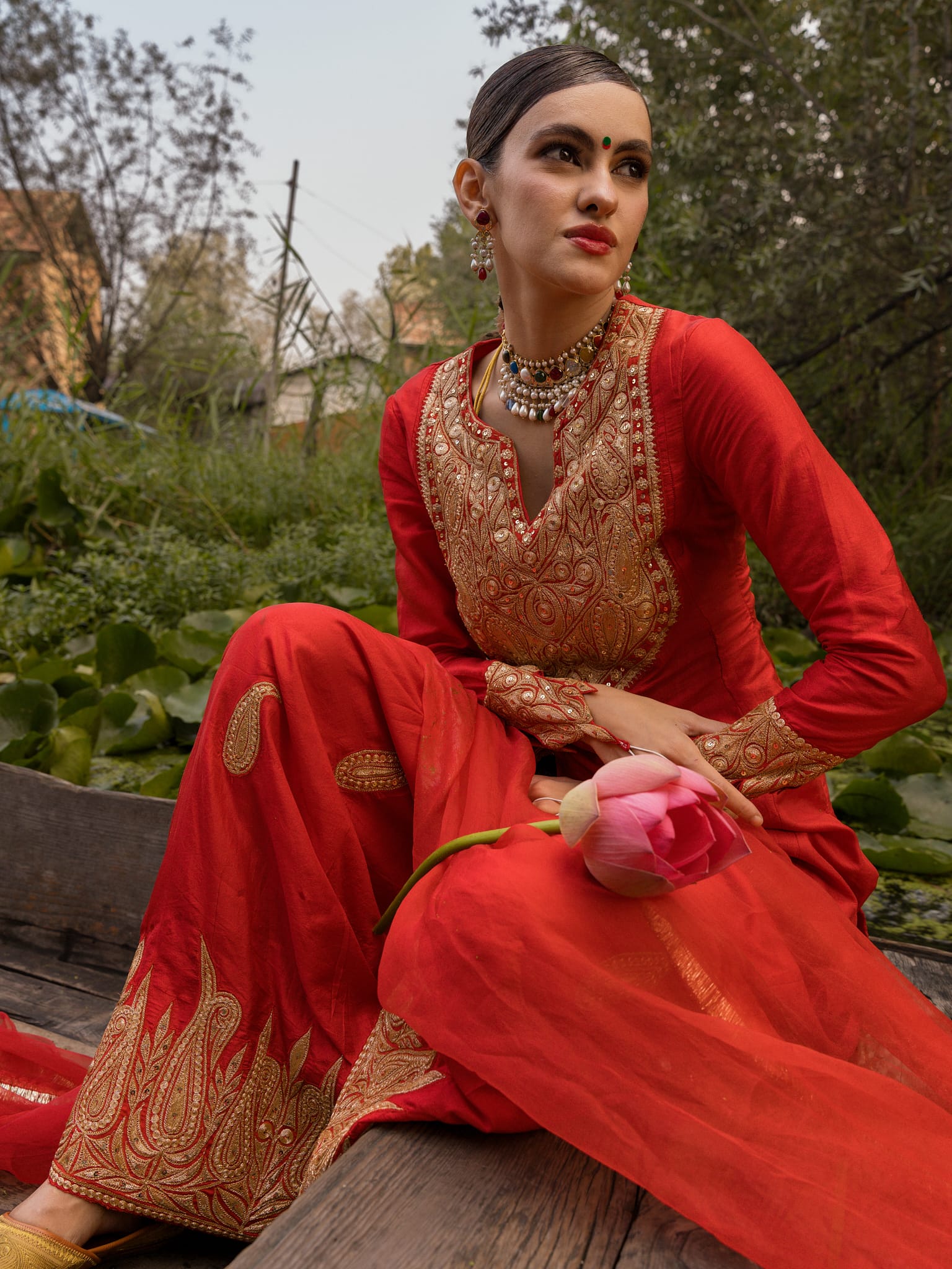 Red Tilla Embroidered Kameez Farshi Salwar Organza Dupatta