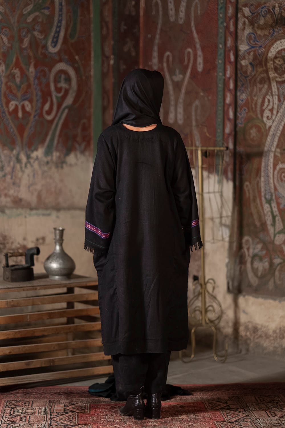 Black Tilla Embroidered Pheran Pants Stole