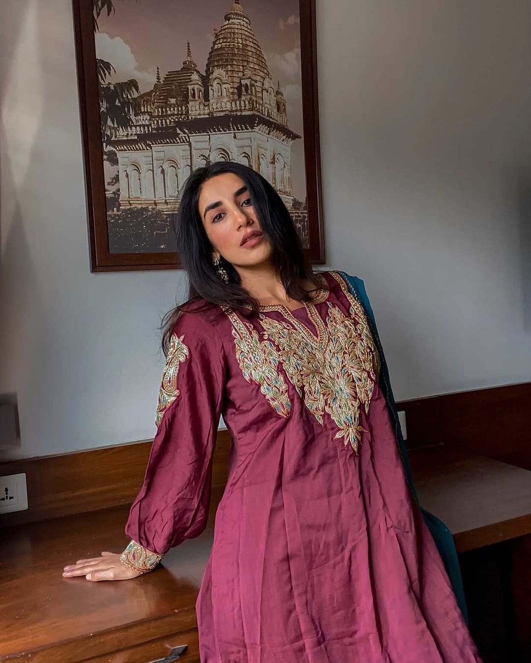 Parul Gulati In Silk Tilla  Embroidered Kurta salwar Organza Dupatta