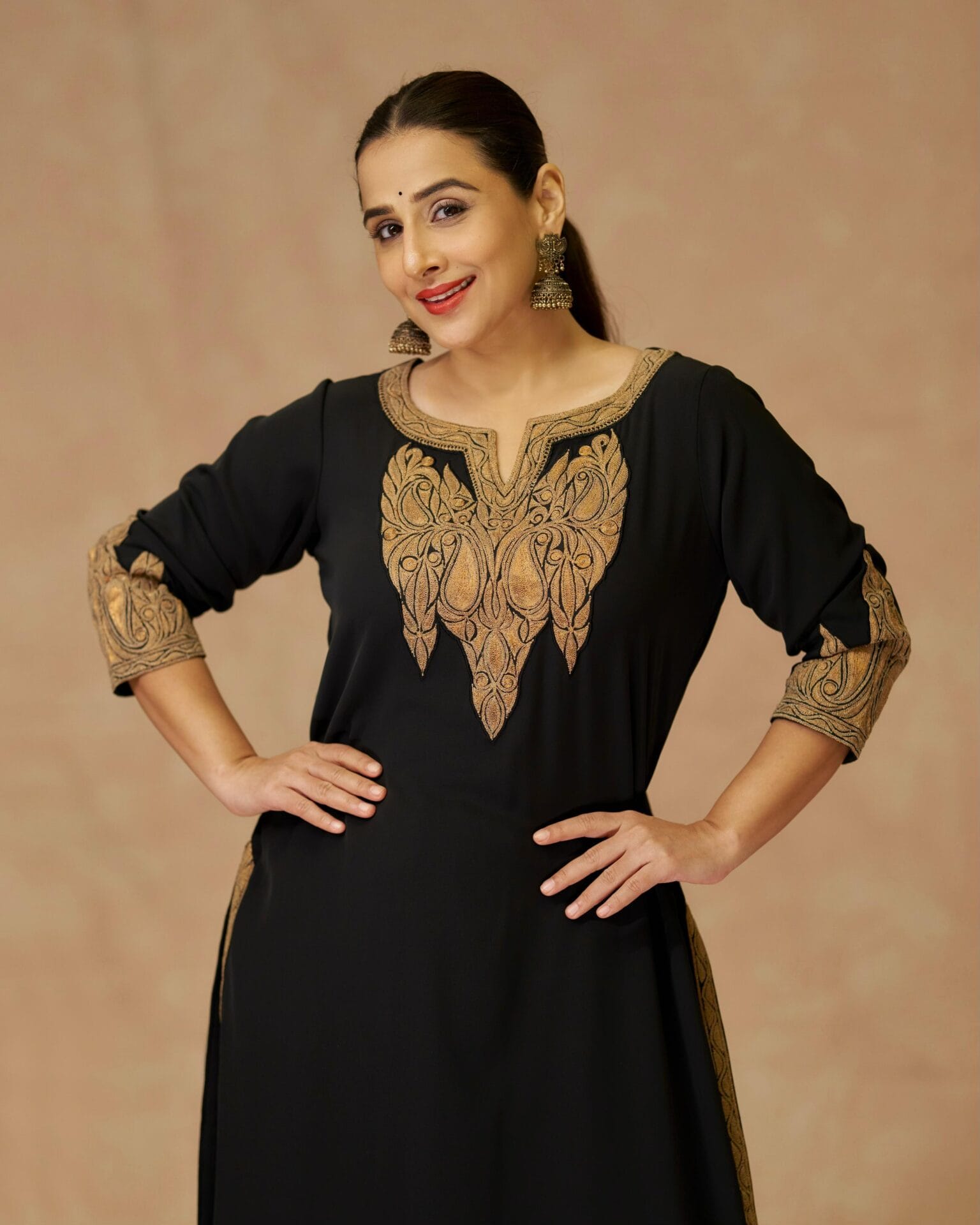 Vidya Balan in Black Tilla Embroidered Kurta Pallazo