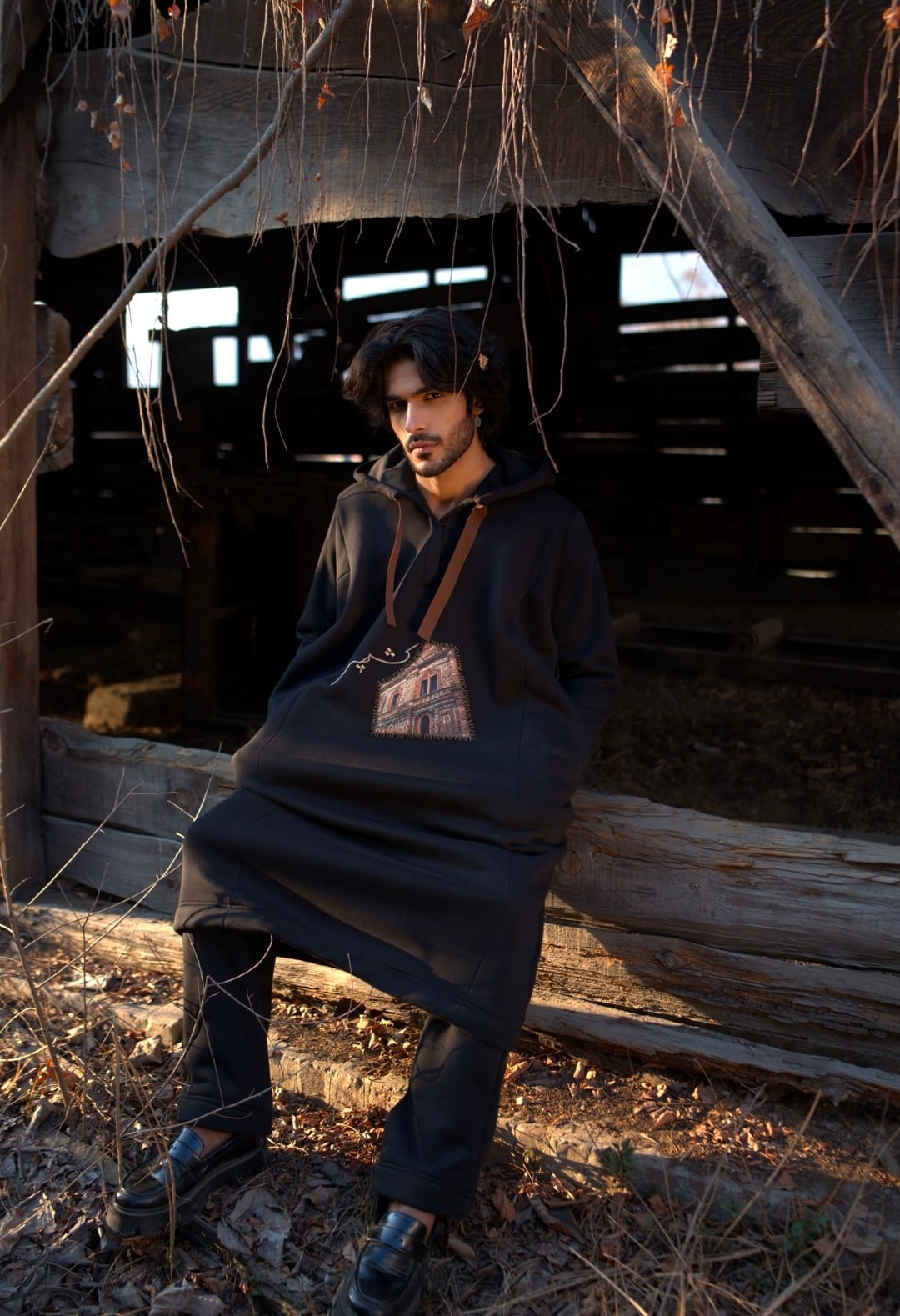 Downtown  Graphic Printed Black Pheran And Pants