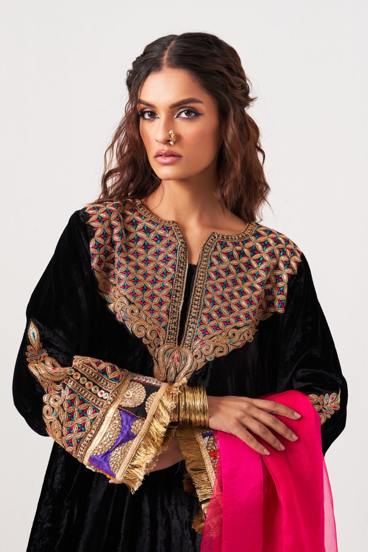 Black Tilla Embroidered Pheran Salwar Organza Dupatta