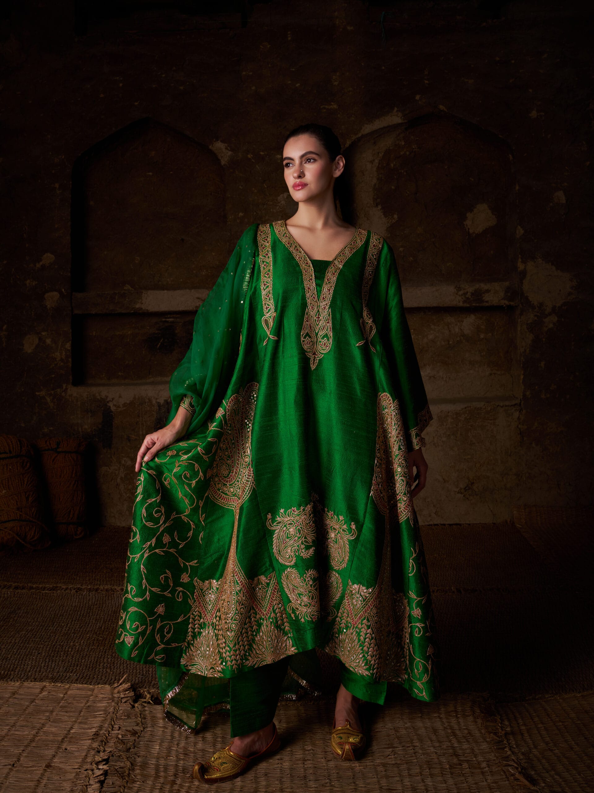 Green Tilla And Dabka Embroidered Kalidar Pheran Salwar Organza Mukaish Dupatta