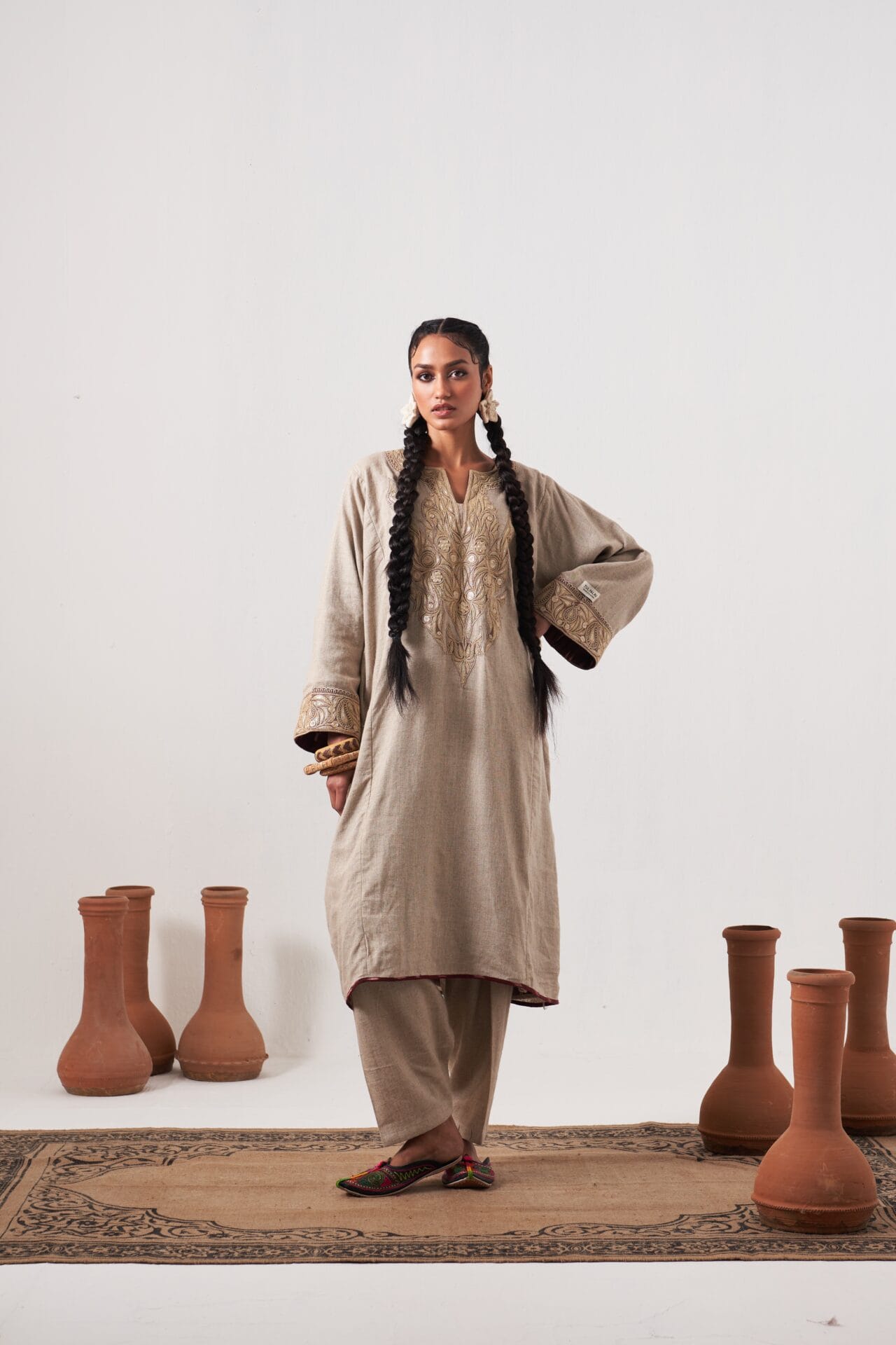Pewand Reversible Pheran (Beige & Maroon)