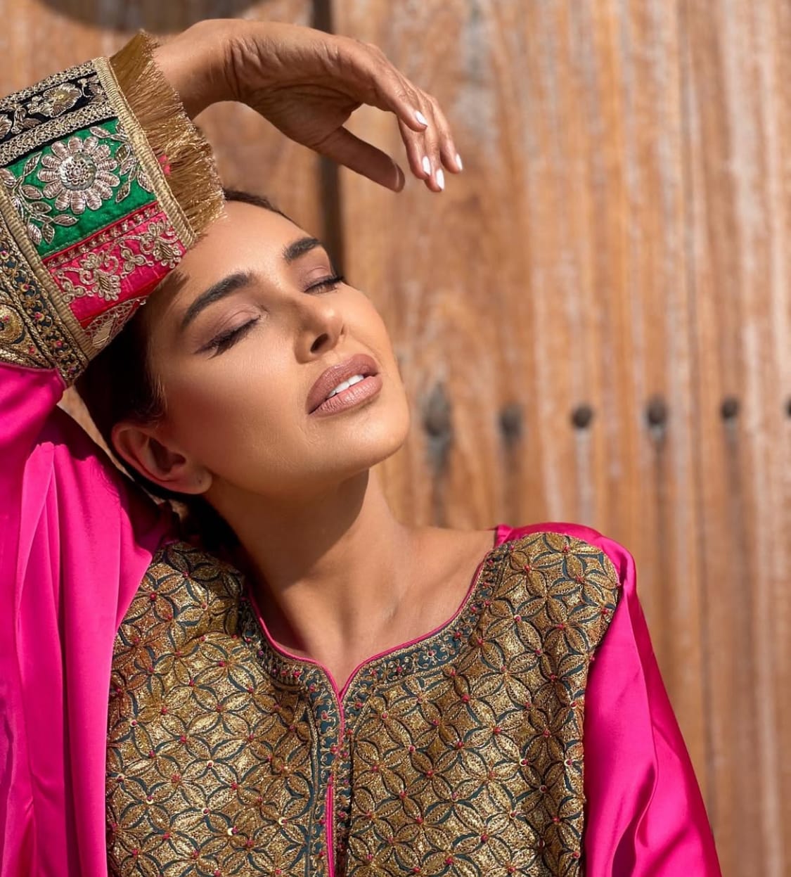 Hot Pink Tilla  Embroidered Kaftaan Pallazo Organza Dupatta