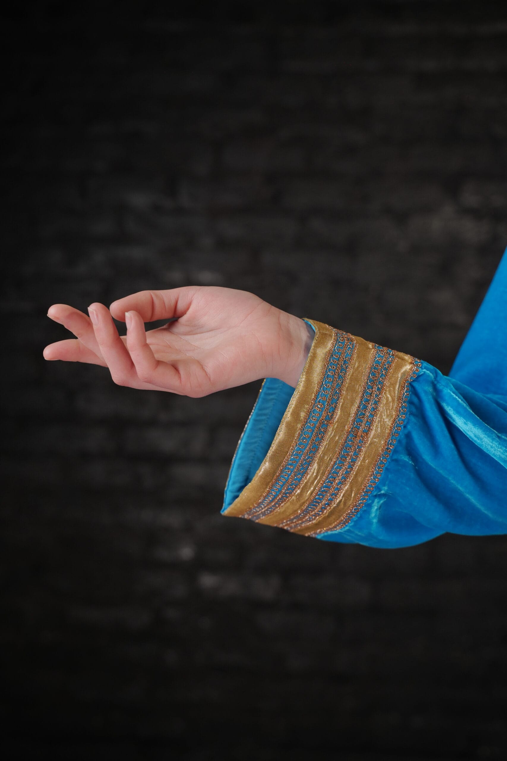 Aqua Blue Tilla Embroidered Round  Pheran Farshi Salwar Organza Dupatta