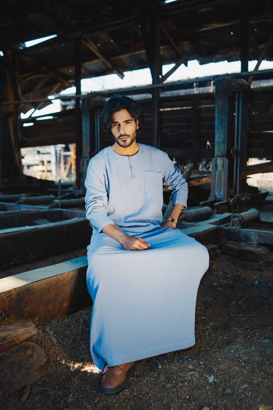 Grey Thawb
