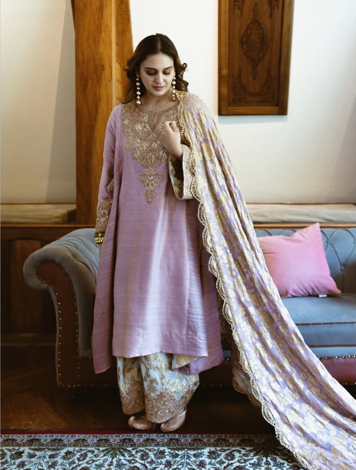 Huma Qureshi in Lilac Tilla Embroidered Pheran Salwar with Dupatta