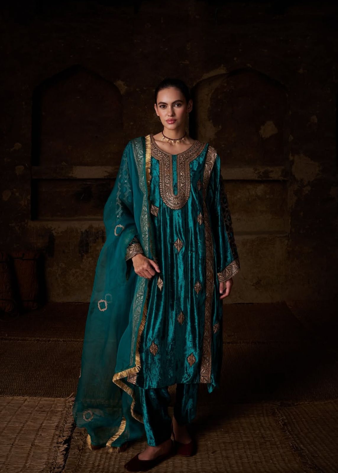 Green Tilla Embroidered Pheran Salwar with Organza Dupatta