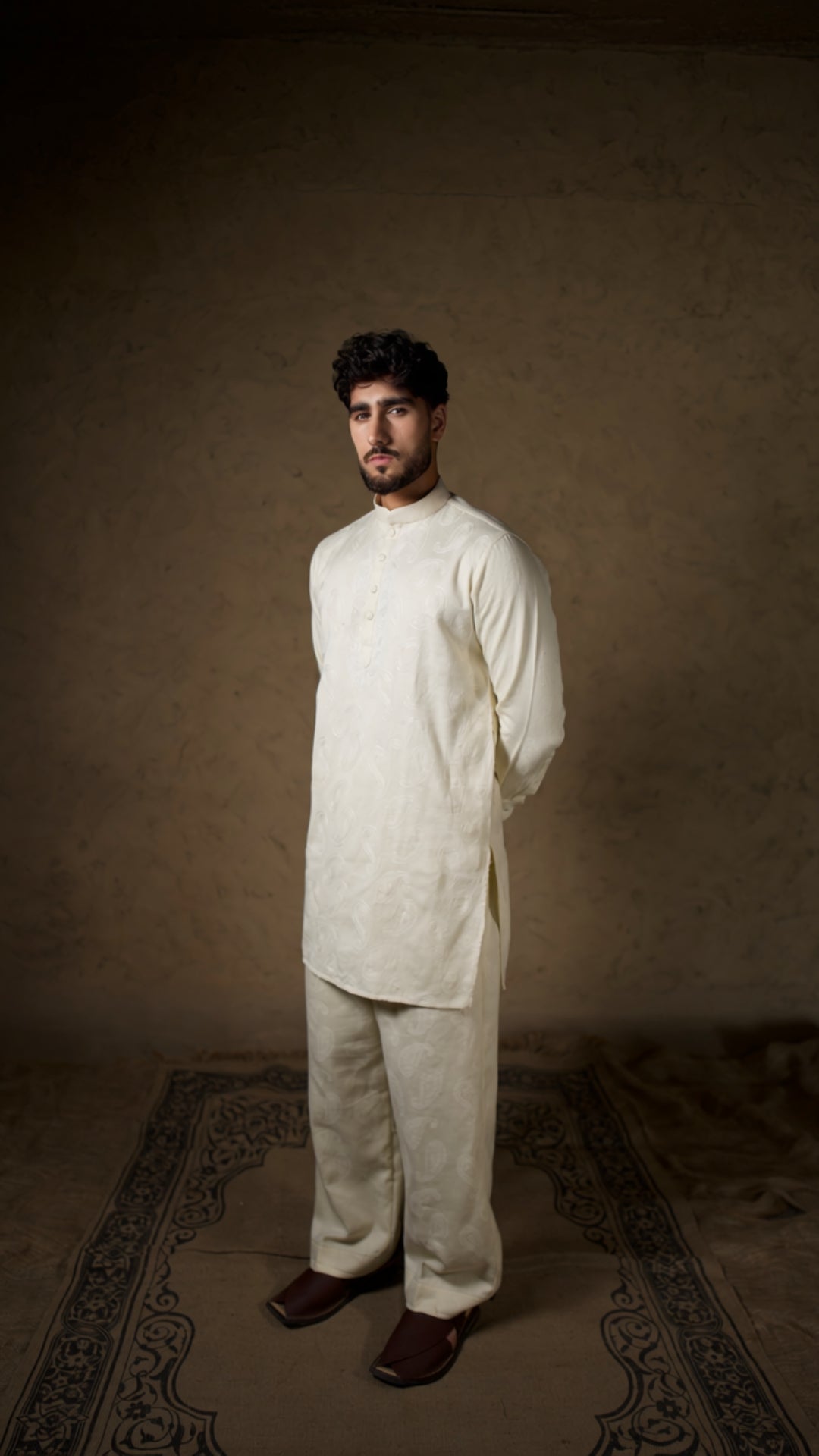 Off White Embroidered Kurta Salwar
