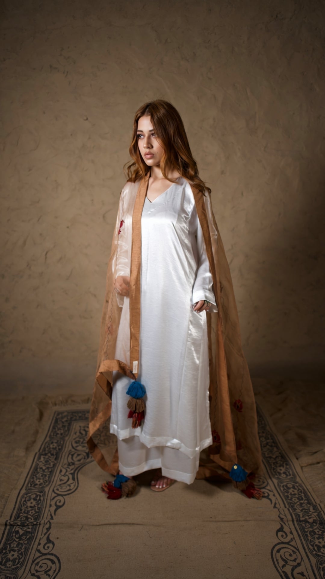 White Pheran Salwar with Aari Embroidered Dupatta
