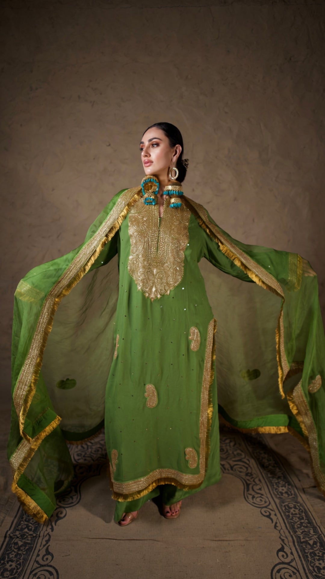Green Tilla Embroidered Kurta Palazzo Organza Dupatta
