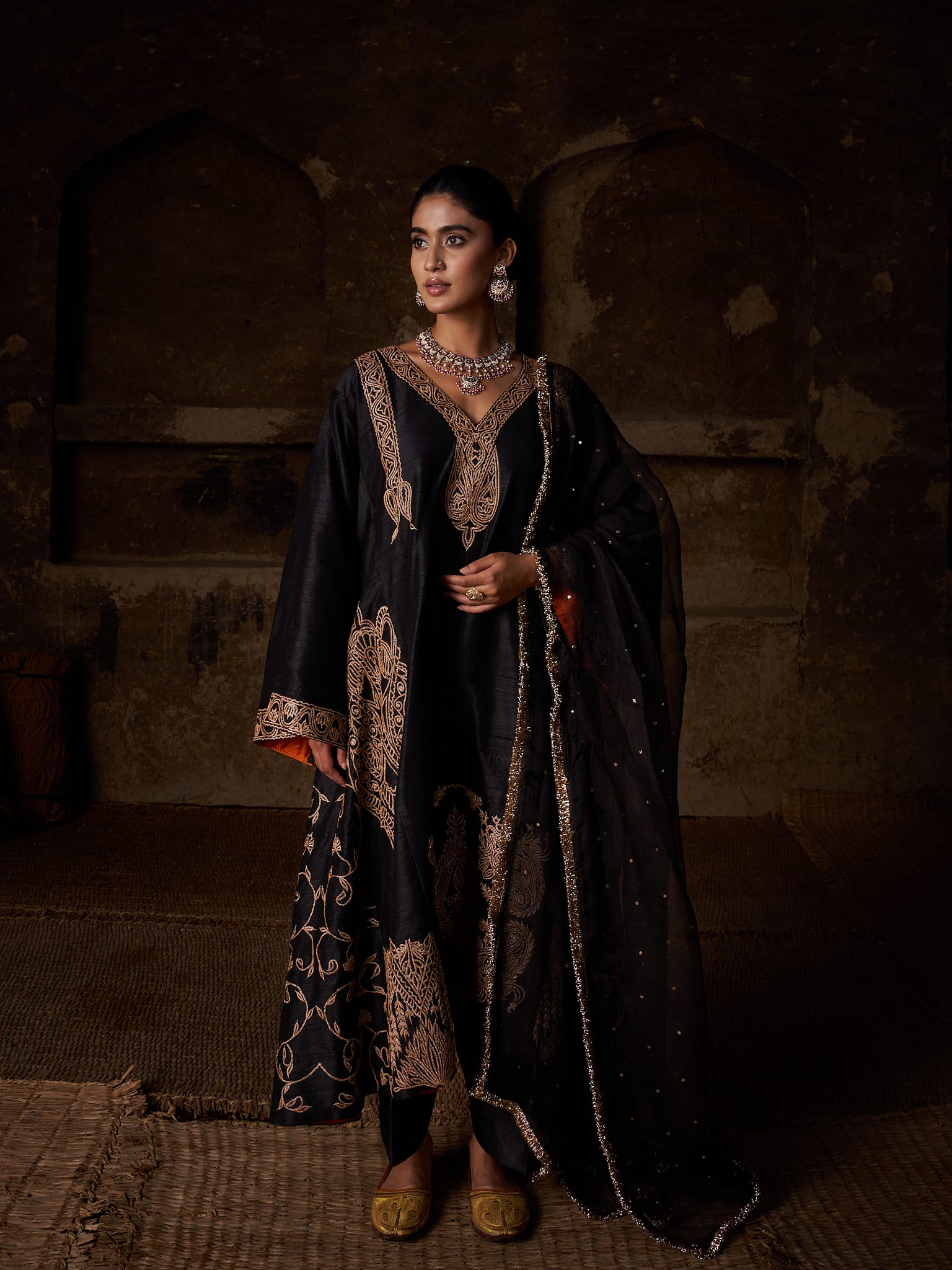 Black Raw Silk Kalidar Pheran Salwar Organza Mukaish Dupatta