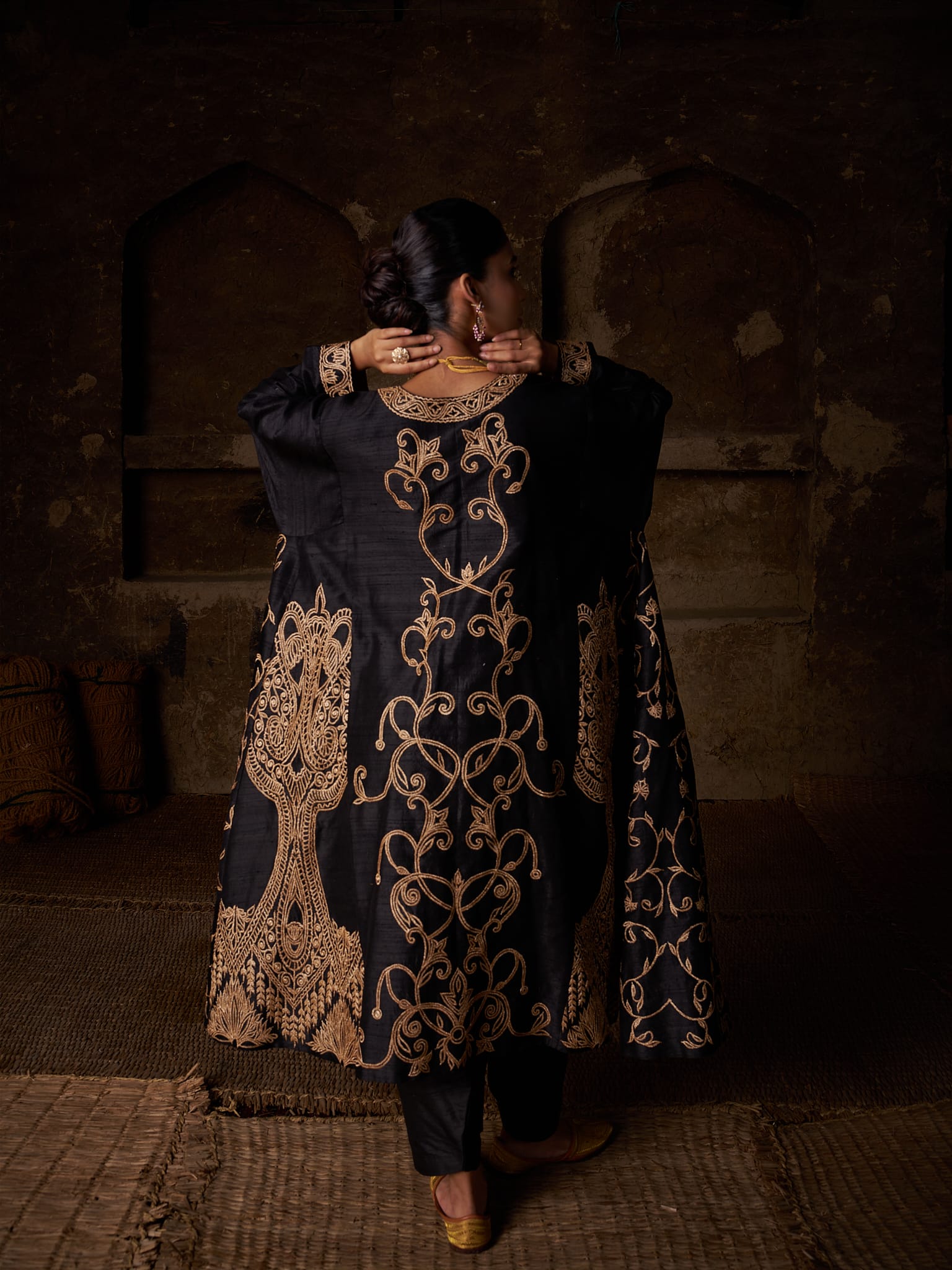 Black Raw Silk Kalidar Pheran Salwar Organza Mukaish Dupatta
