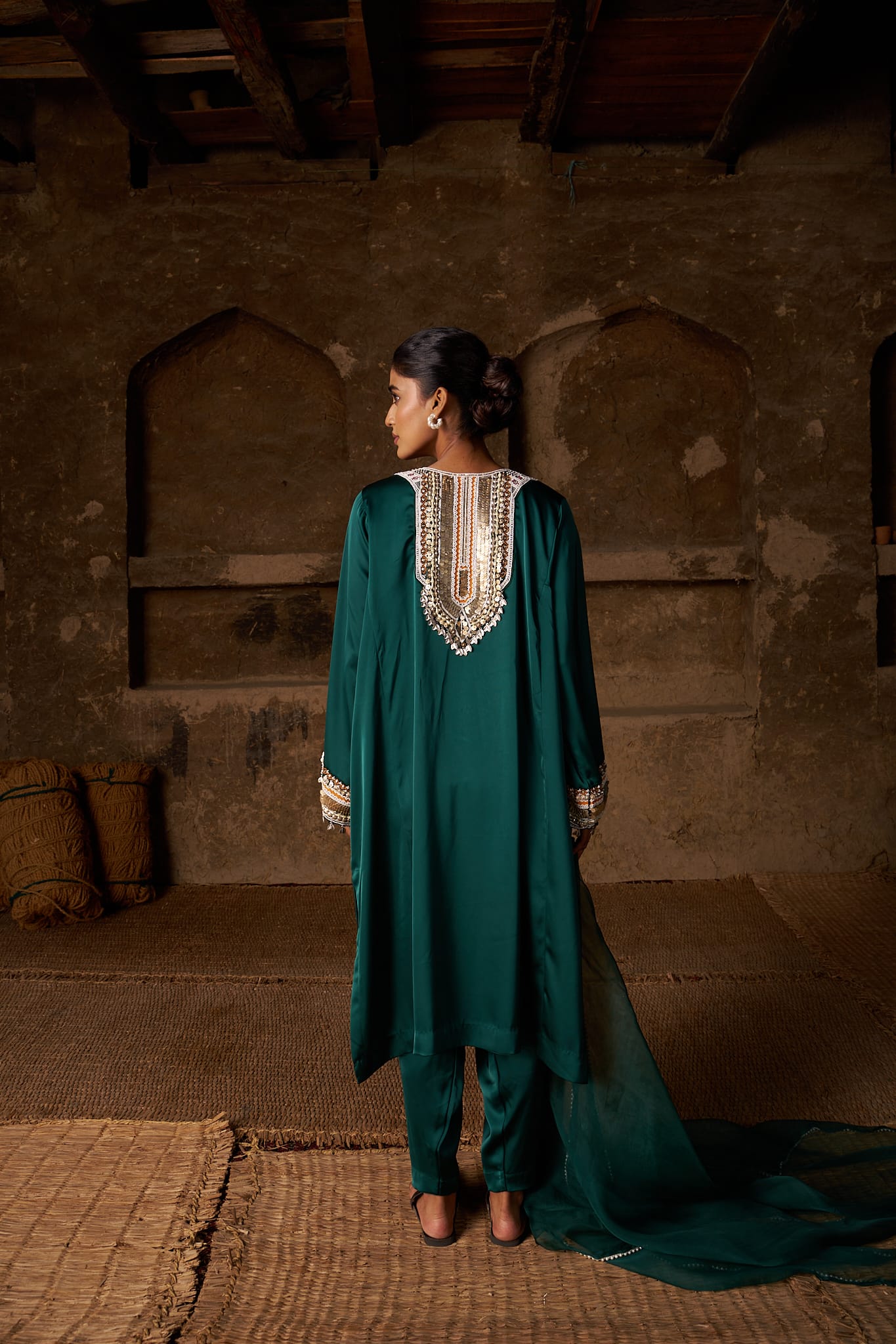 Bottle Green Hand Embroidered Pheran Salwar Organza Dupatta - Image 5