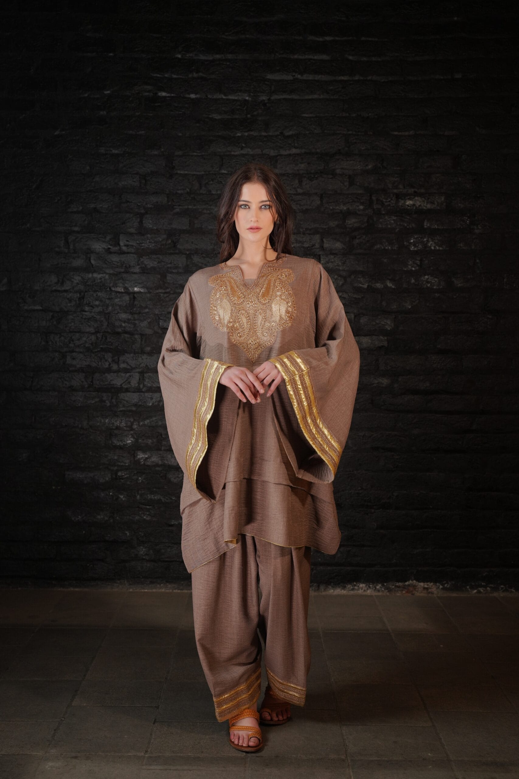 Beige Tilla Embroidered Round Pheran Farshi Salwar Dupatta - Image 4