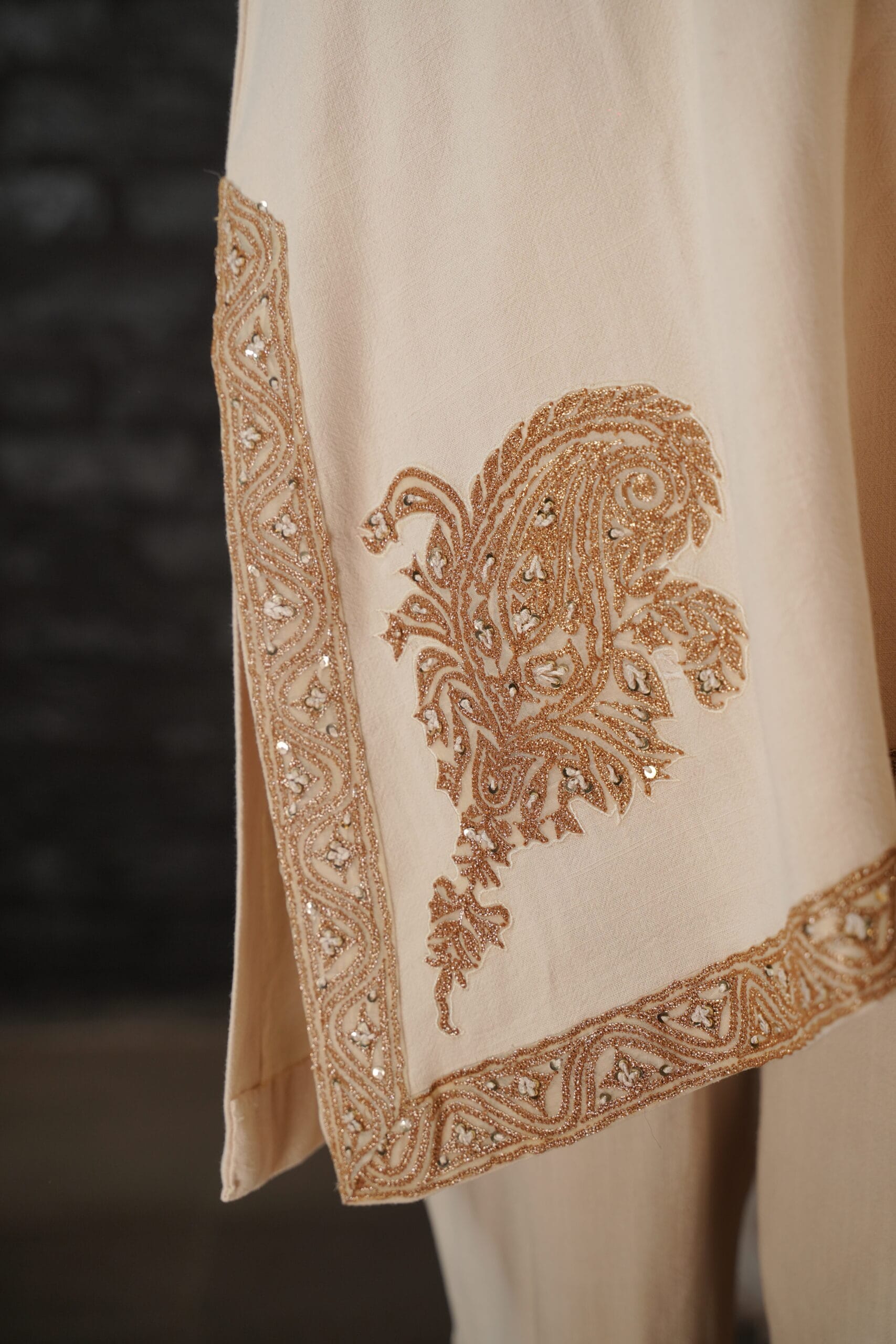 Ivory Tilla and Hand Embroidered Kameez Pants Dupatta - Image 6