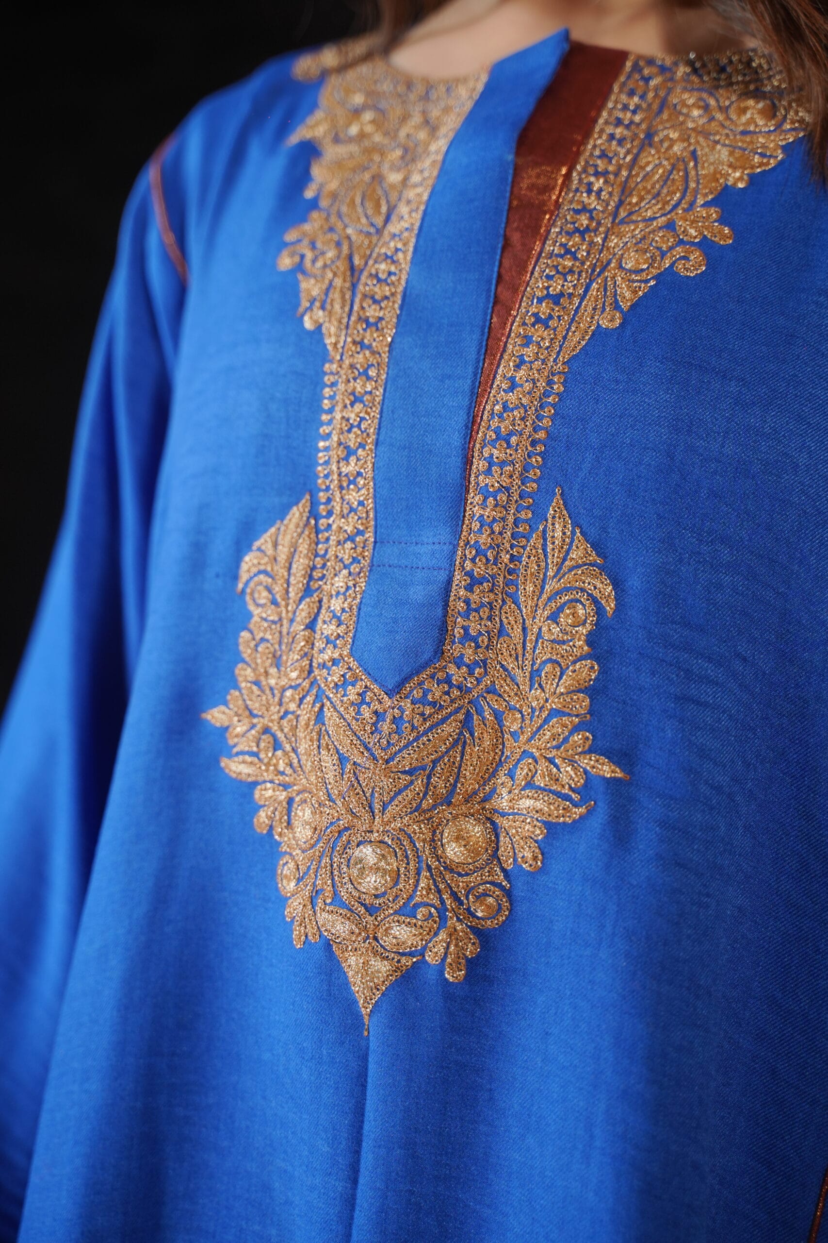 Blue and Rust Tilla Embroidered Round Pheran Farshi Salwar Dupatta - Image 5