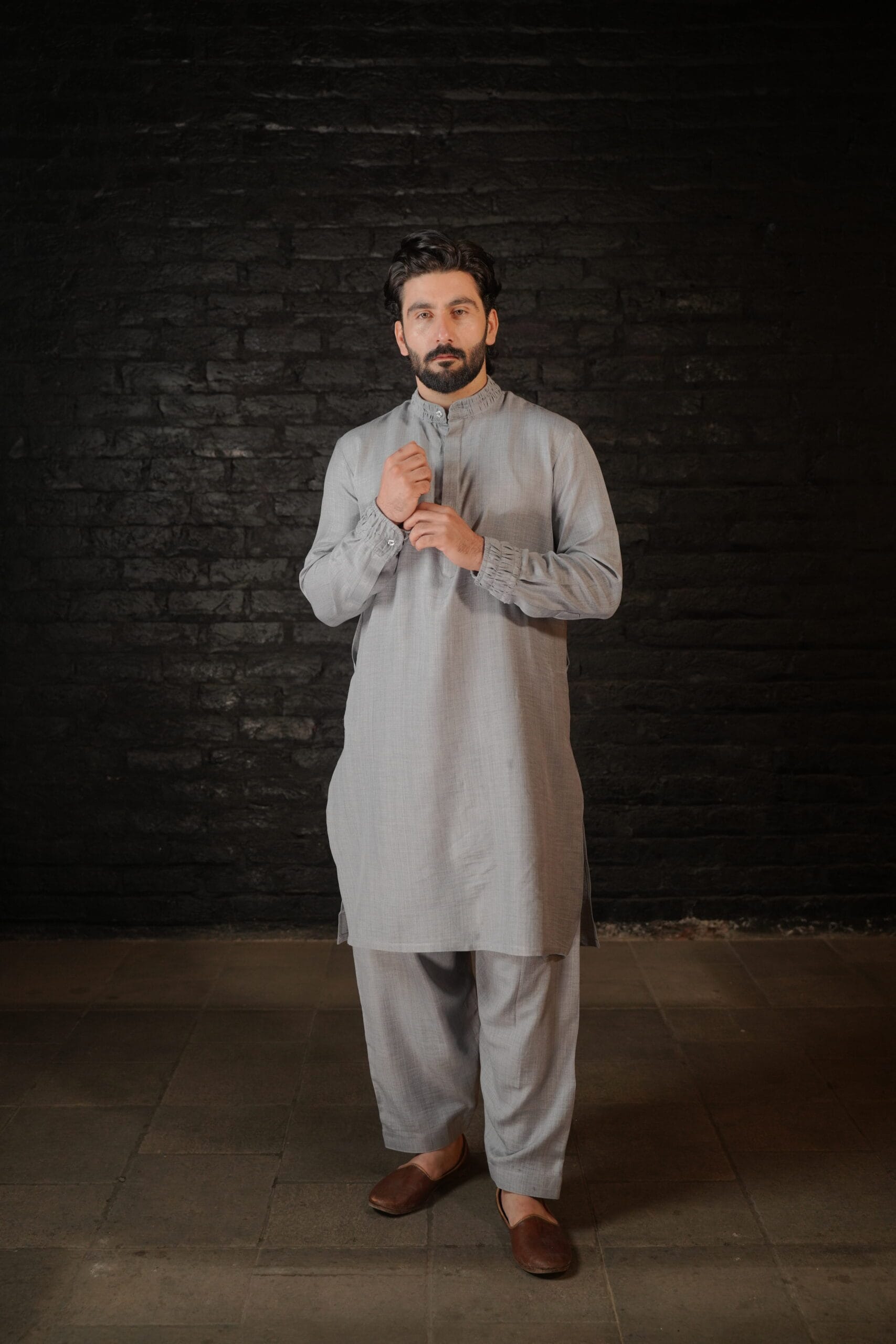 Grey Kurta Salwar - Image 3