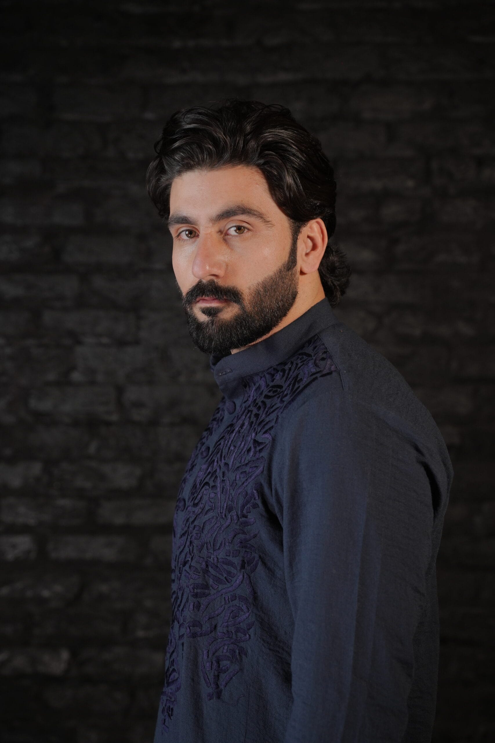 Blue Thread Embroidered Kurta Pants - Image 3